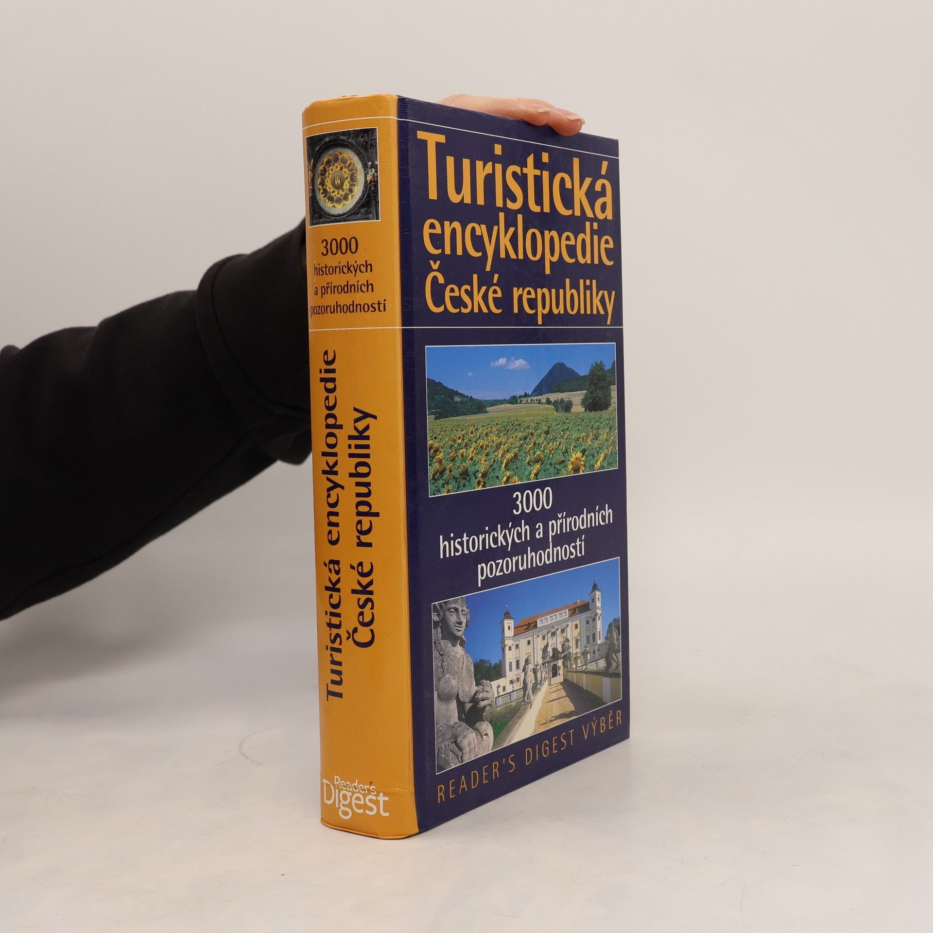 Marcela Nováková Turistická encyklopedie České republiky. Národní parky a CHKO České republiky