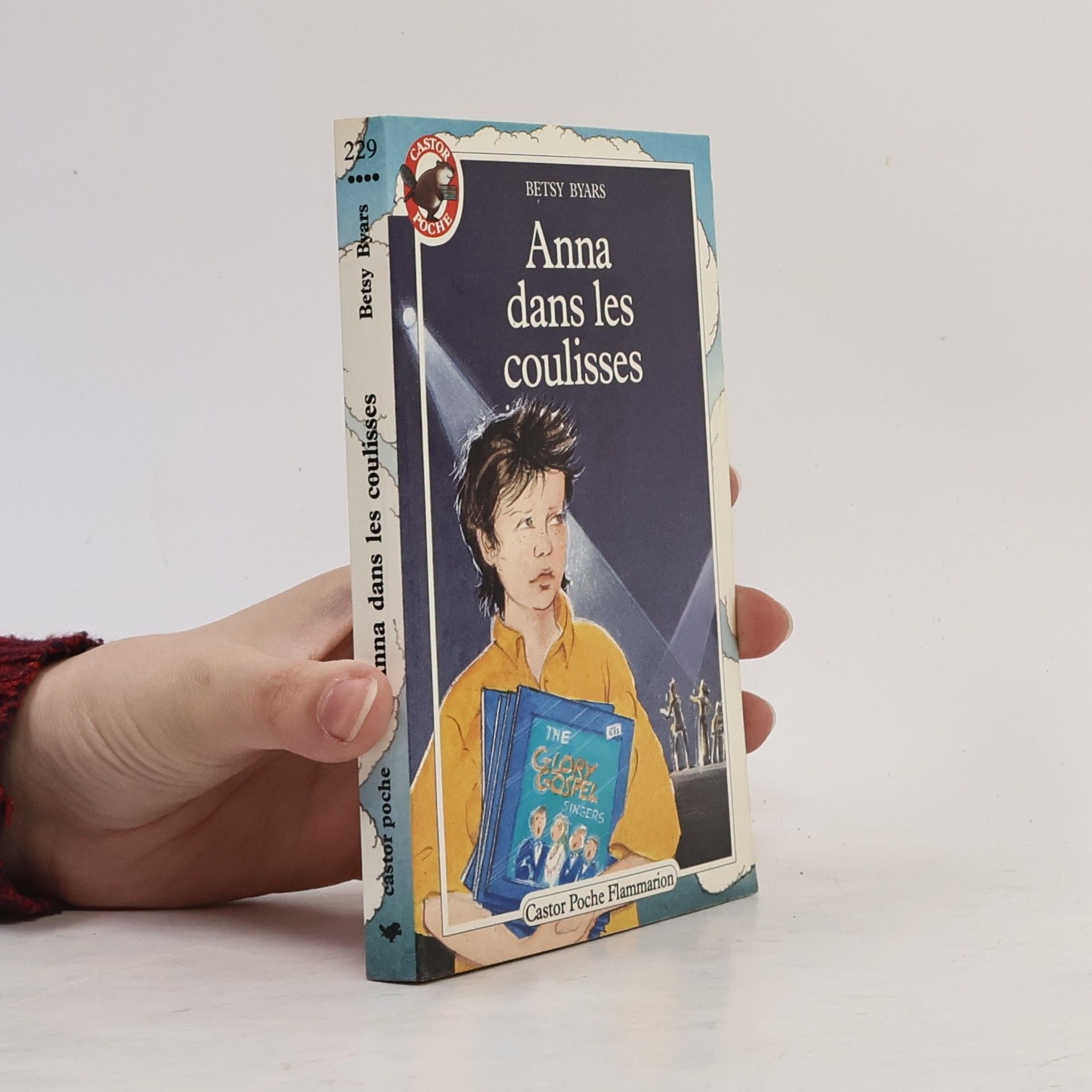 Anna dans les coulisses