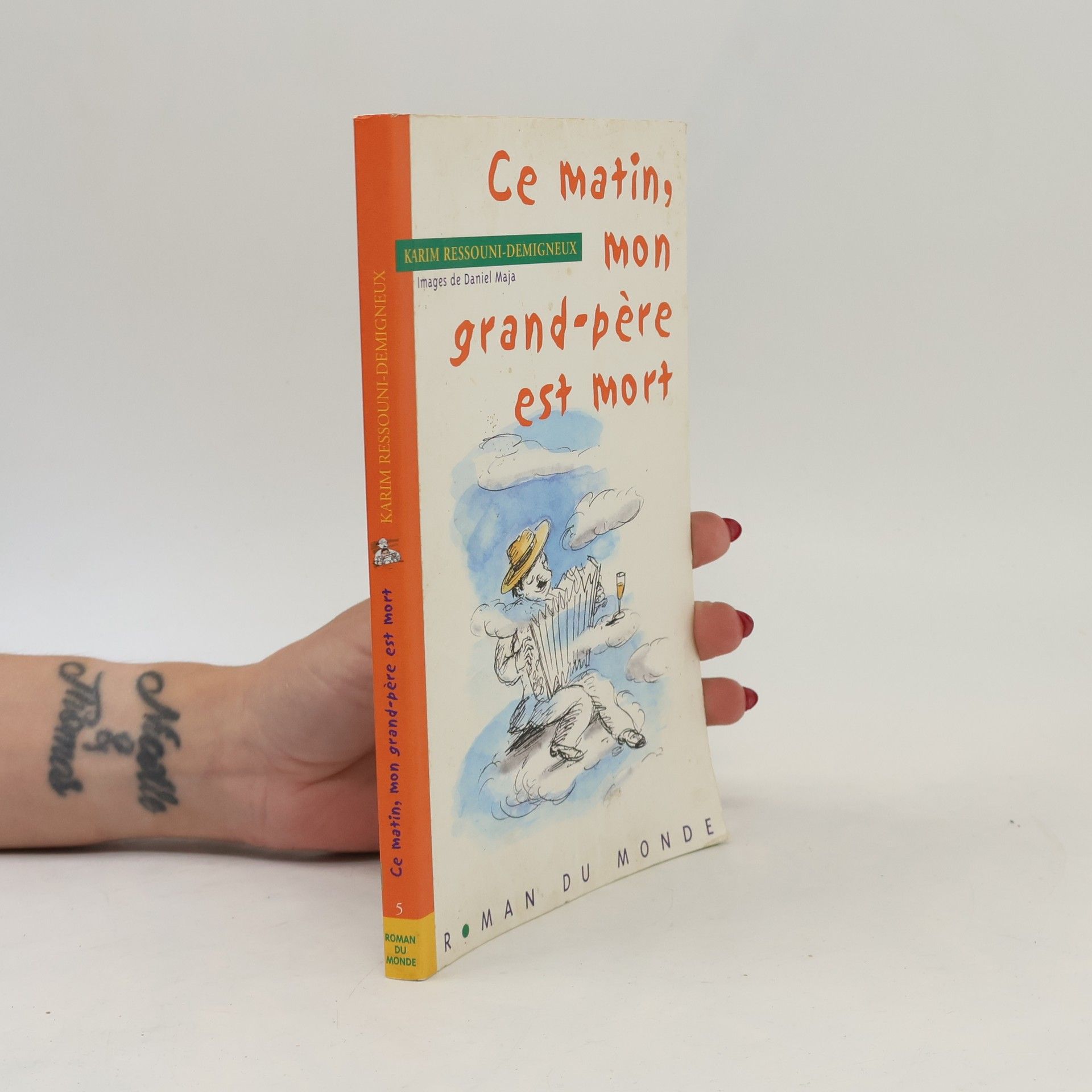 Ce matin, mon grand-père est mort