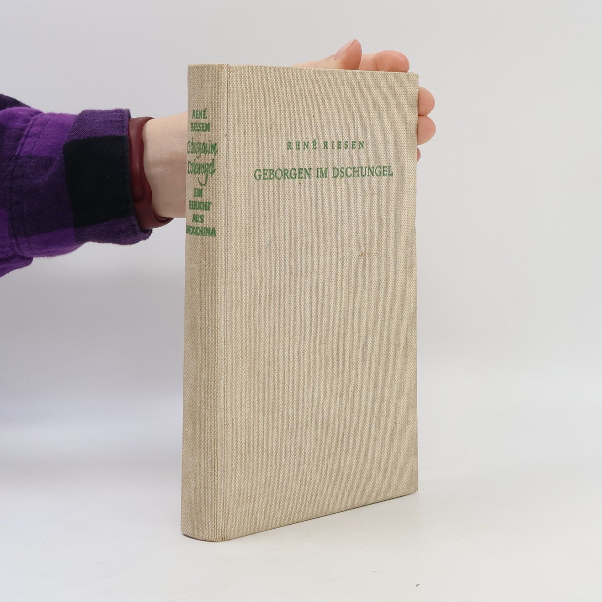 René Riesen Geborgen im Dschungel