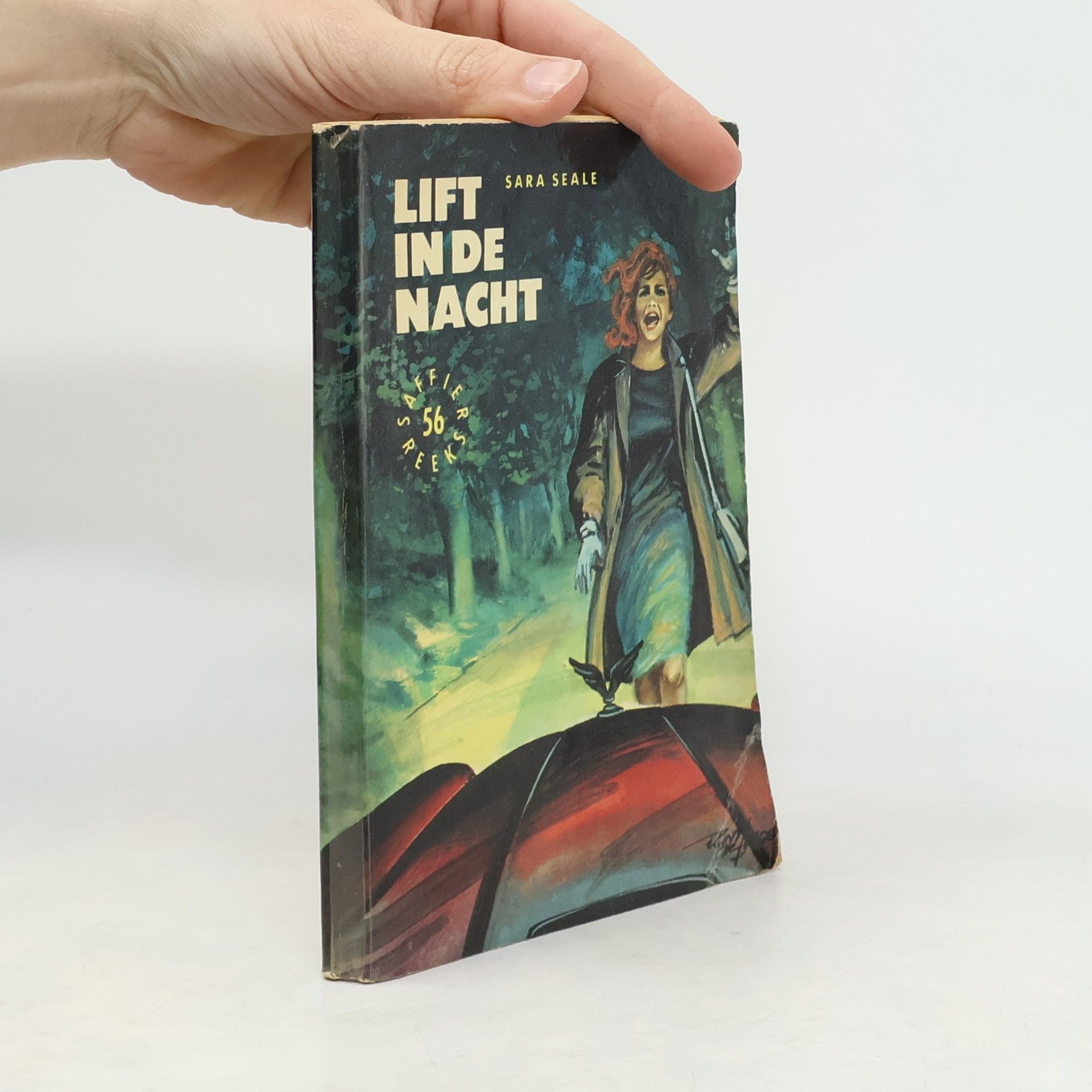 Sara Seale Lift in de nacht