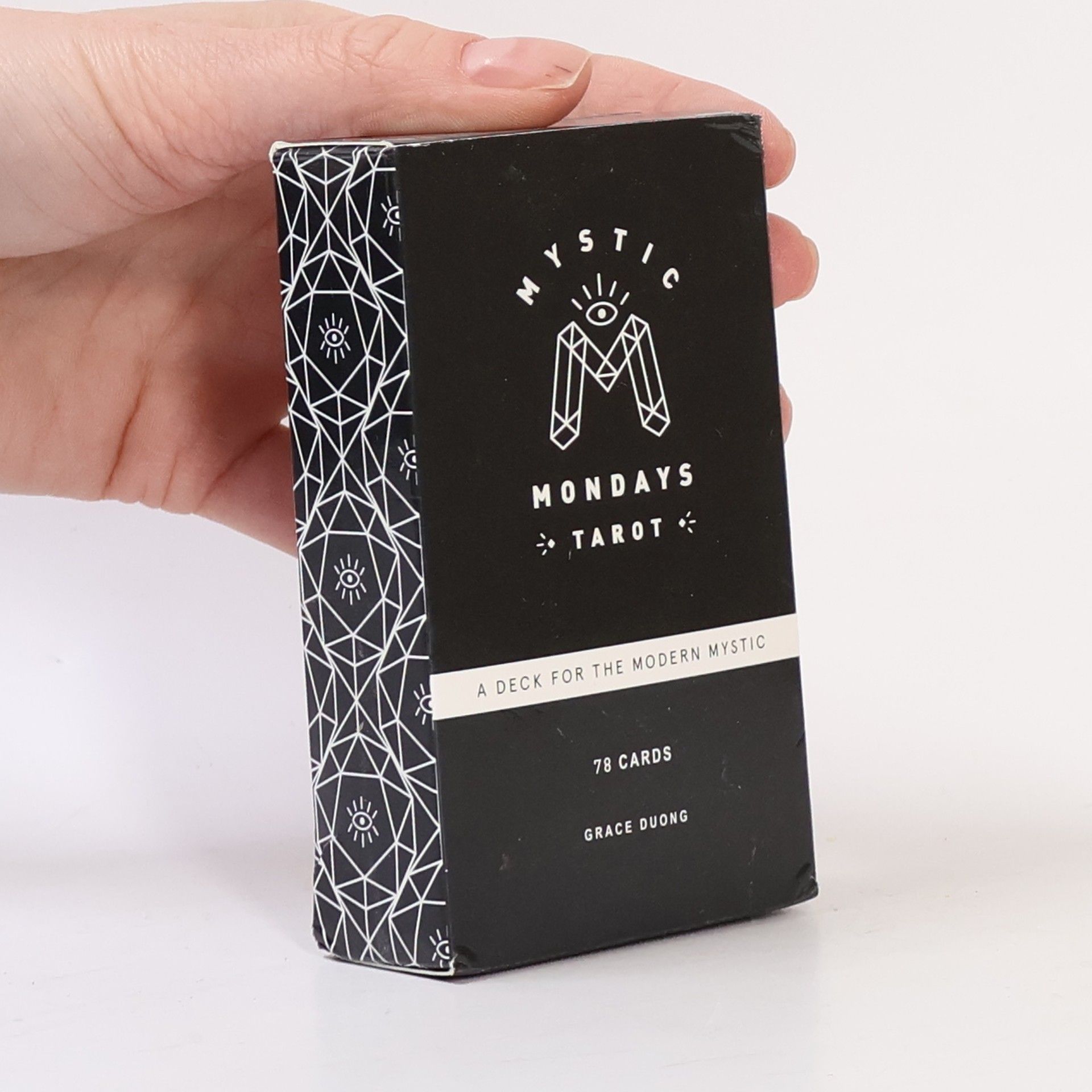 Grace Duong Mystic Mondays Tarot: A Deck for the Modern Mystic (Tarot Cards and Guidebook Set, Card Game Gifts, Arcana Tarot Card Set)