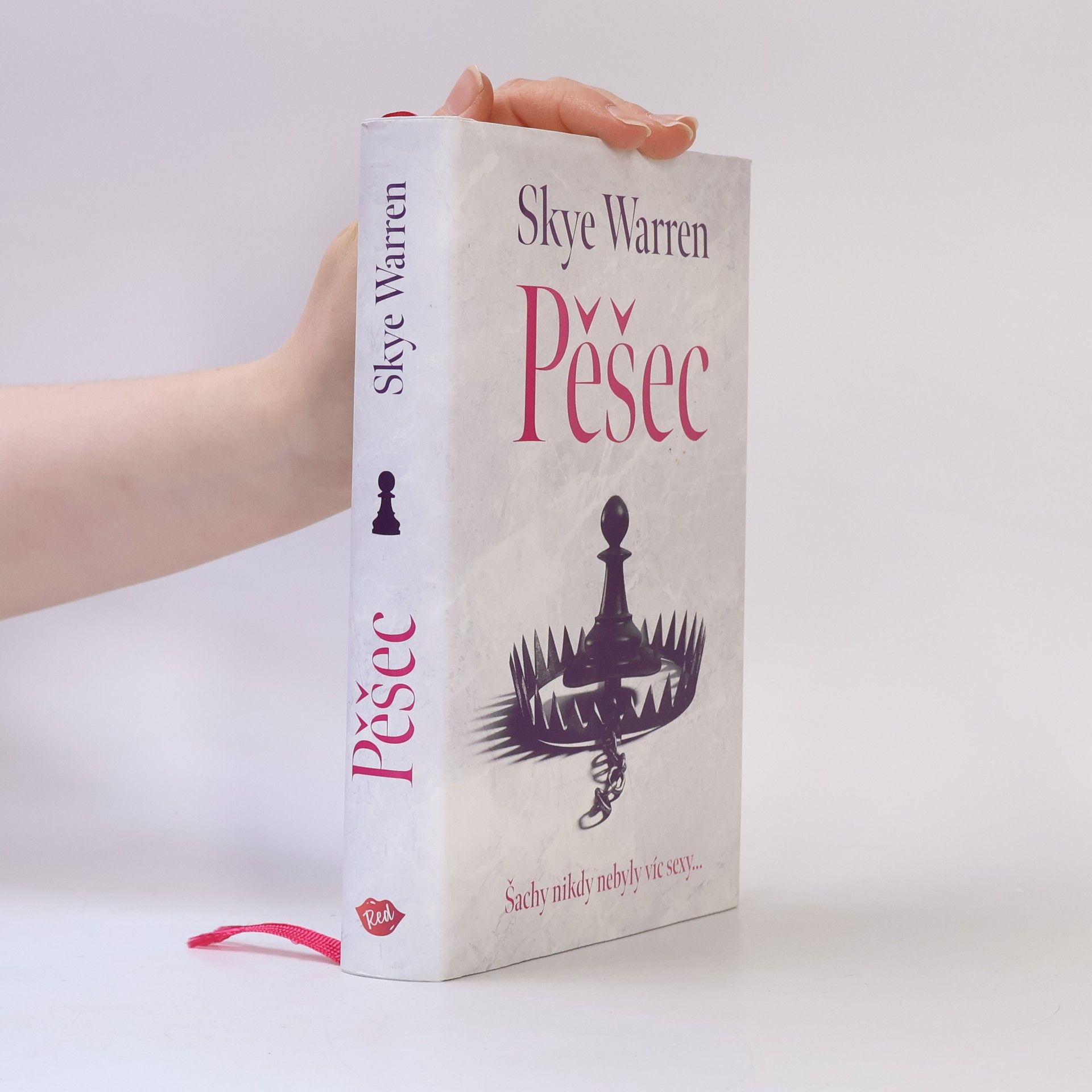 Skye Warren Pěšec