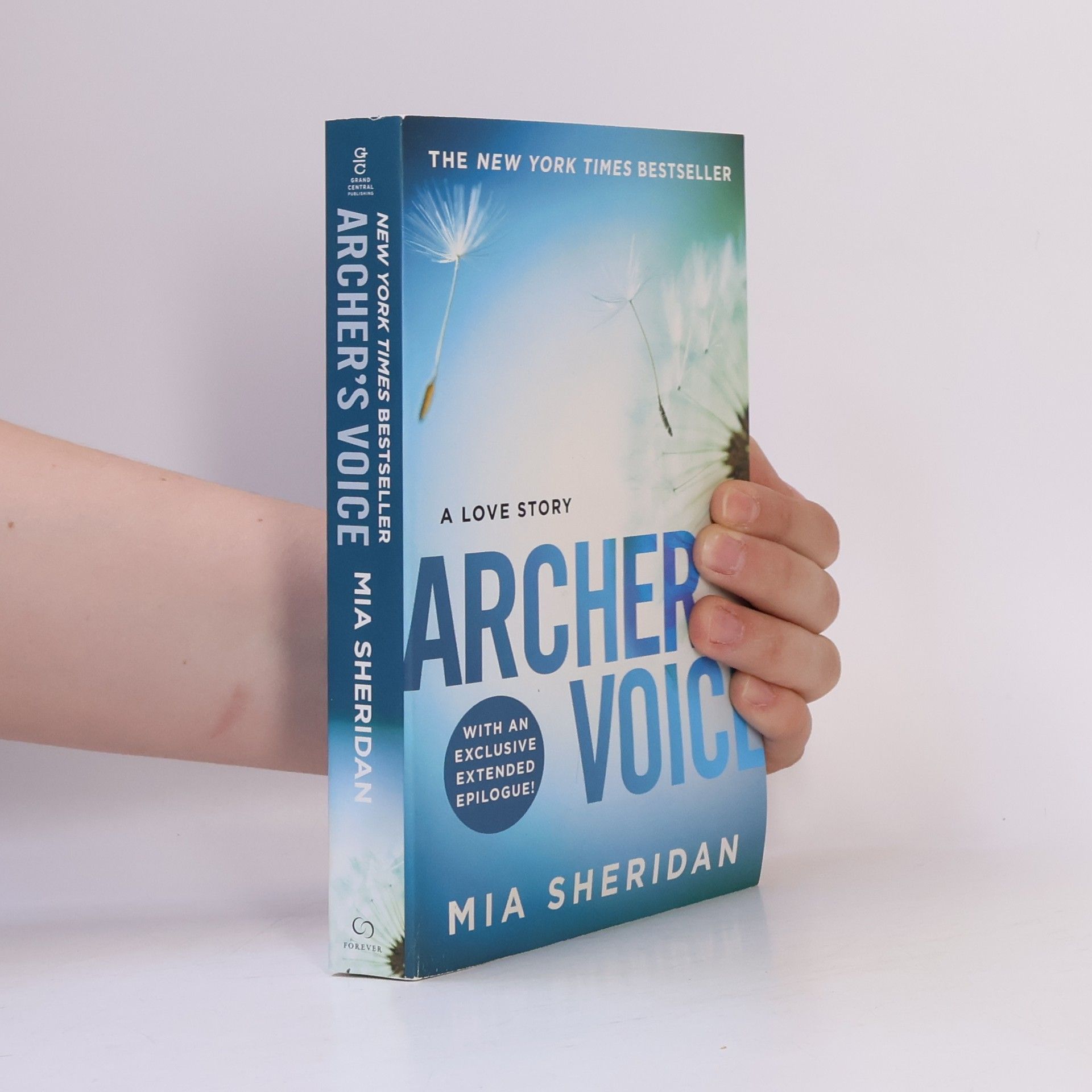 Mia Sheridan Archer's Voice