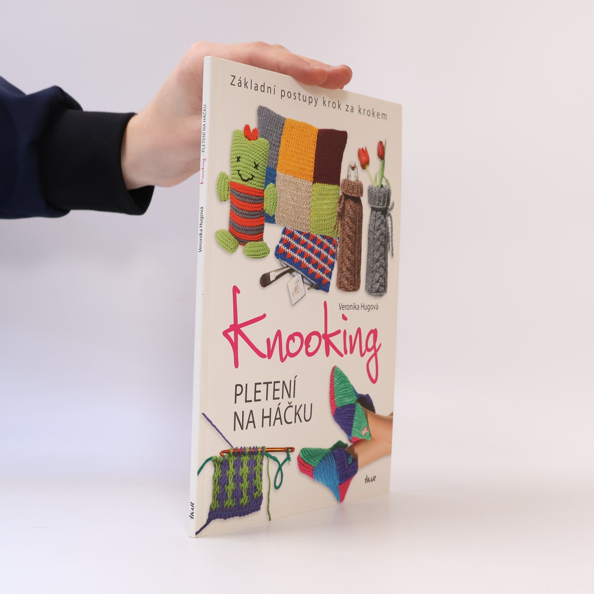 Veronika Hug Knooking - pletení na háčku