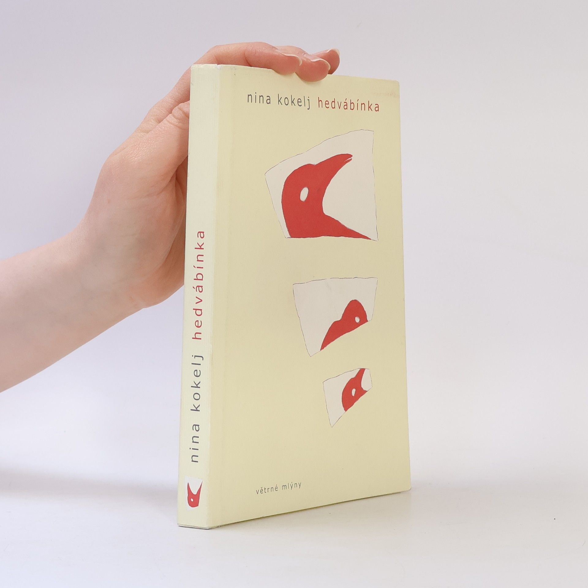 Nina Kokelj Hedvábínka