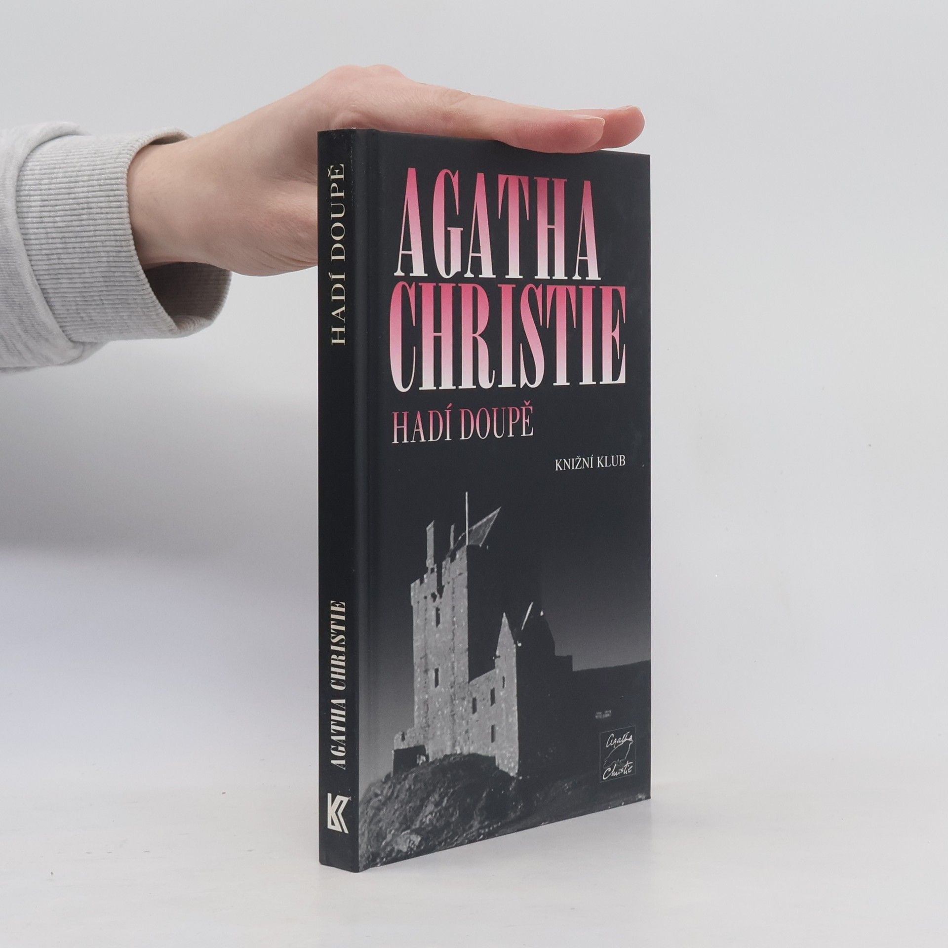Agatha Christie Hadí doupě