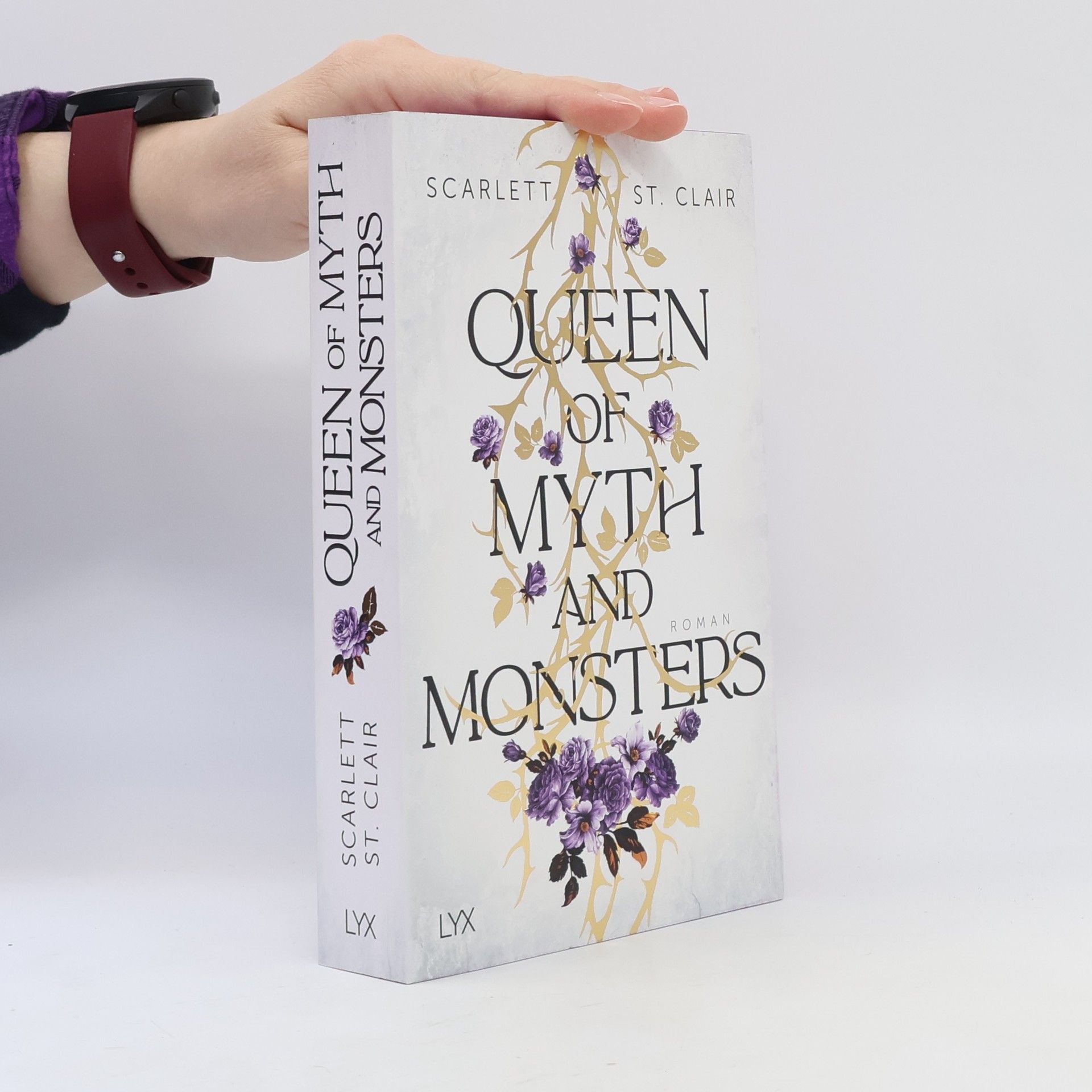 Scarlett St. Clair Queen of Myth and Monsters
