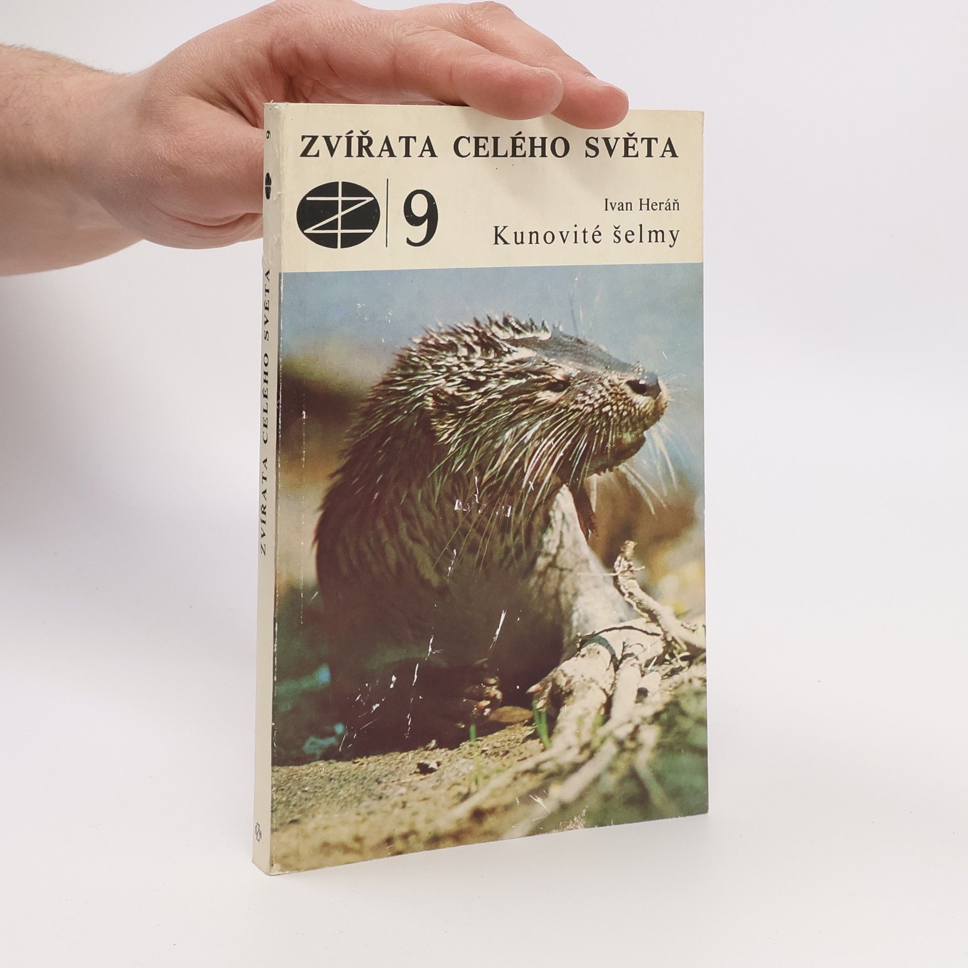Ivan Heráň Zvířata celého světa 9. Kunovité šelmy