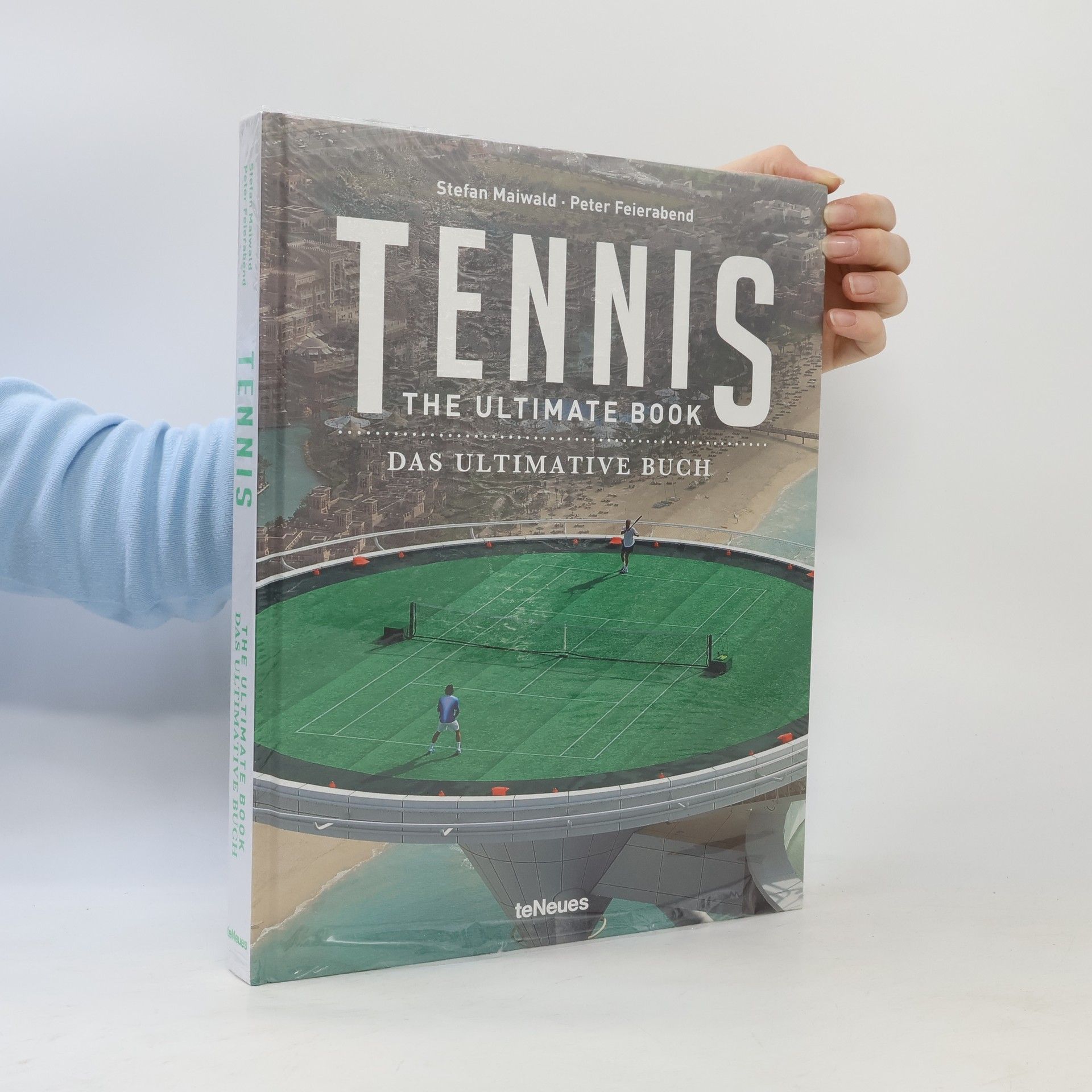 Tennis - The Ultimate Book