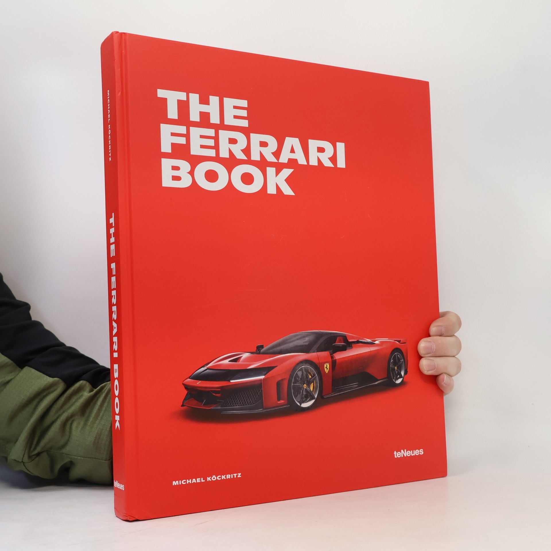 The Car Book Series: The Ferrari Book