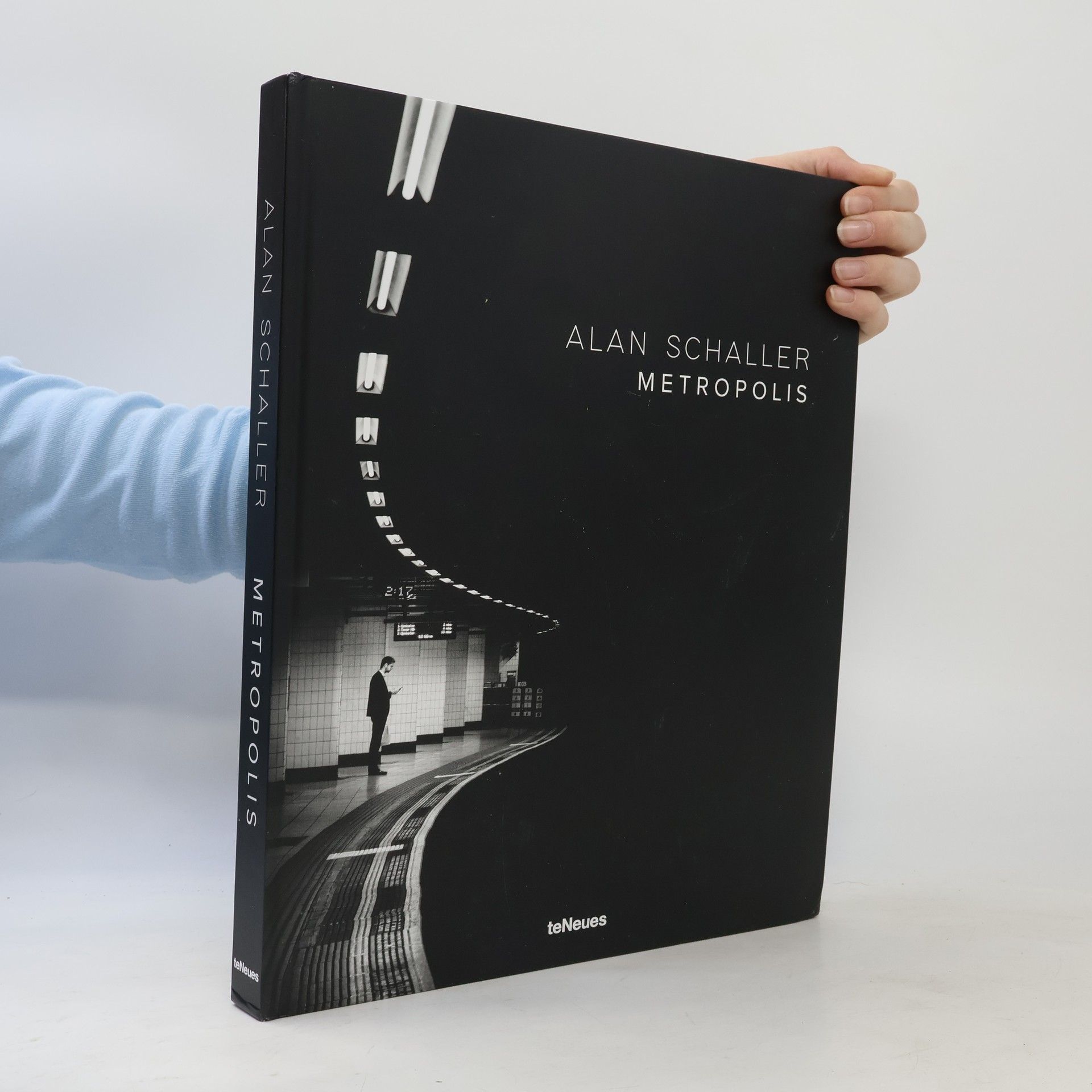 Alan Schaller Metropolis