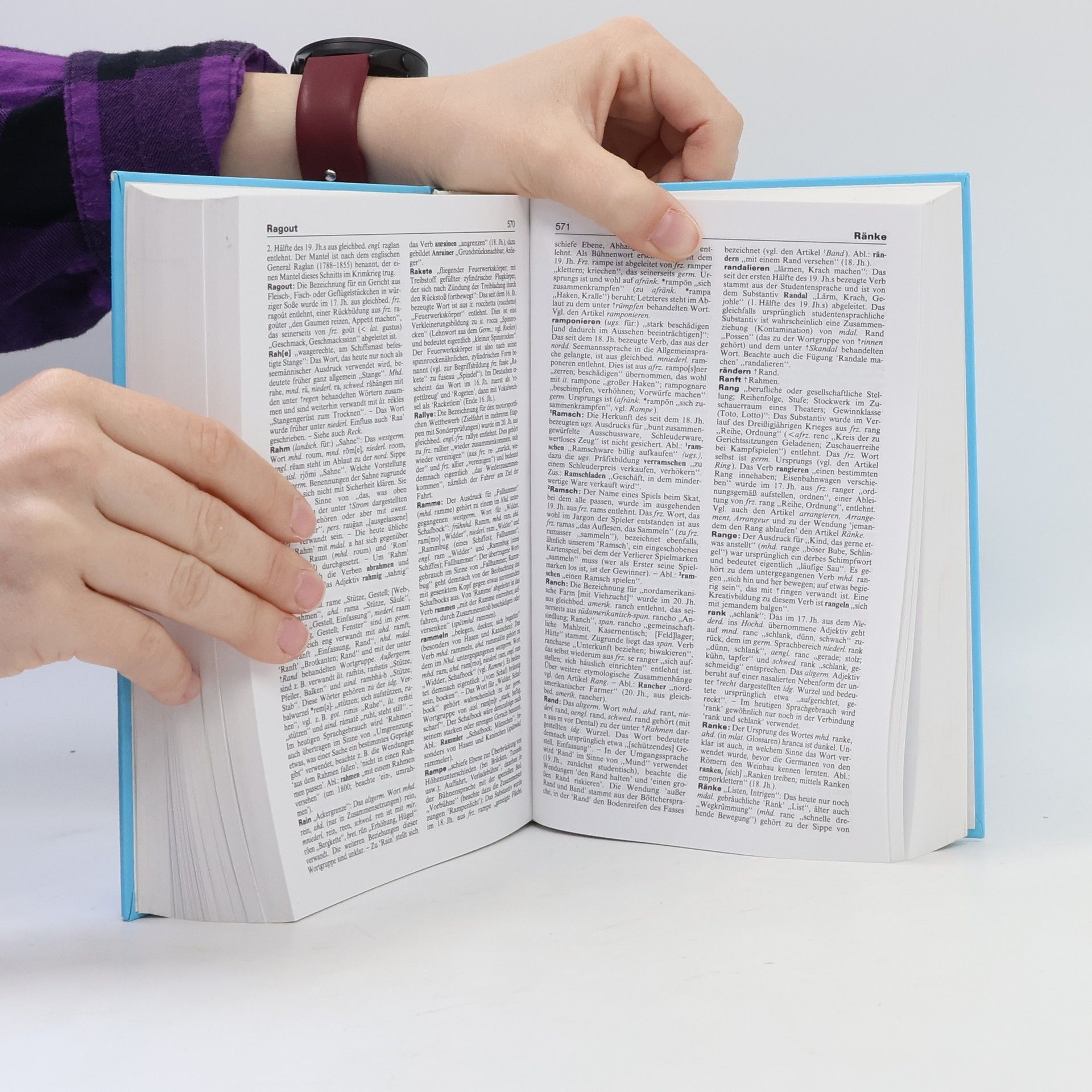 Günther Drosdowski Etymologie : Herkunftswörterbuch der deutschen Sprache. Duden Band 7