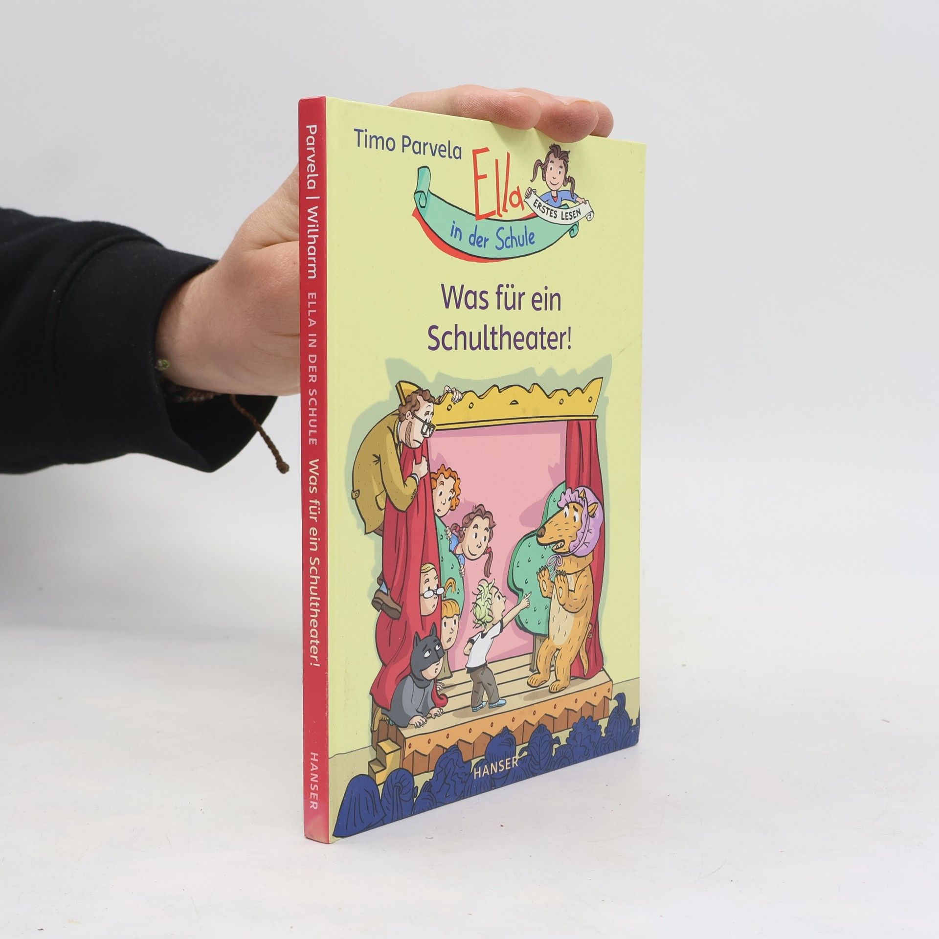 Ella in der Schule - Was für ein Schultheater!