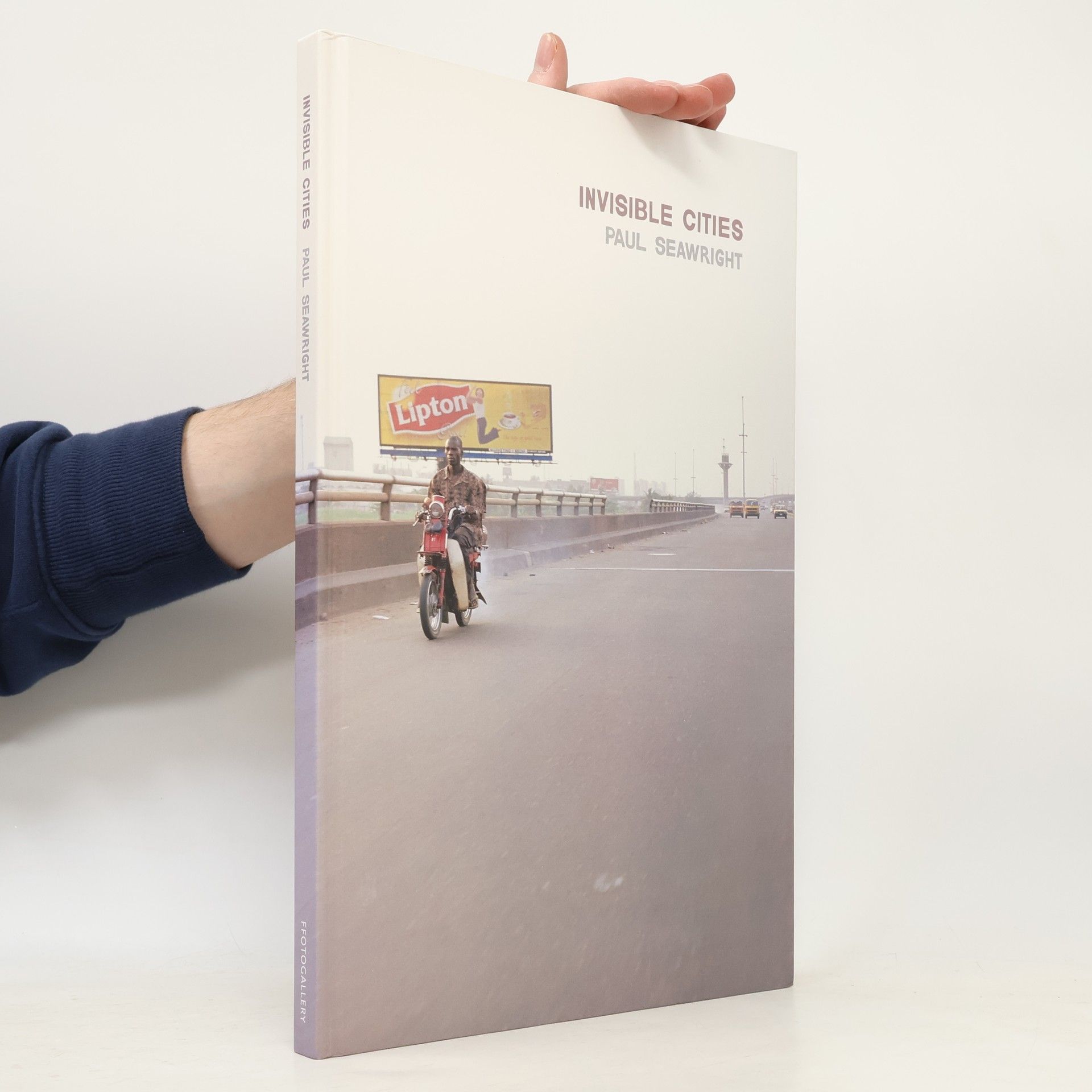 Paul Seawright Invisible Cities