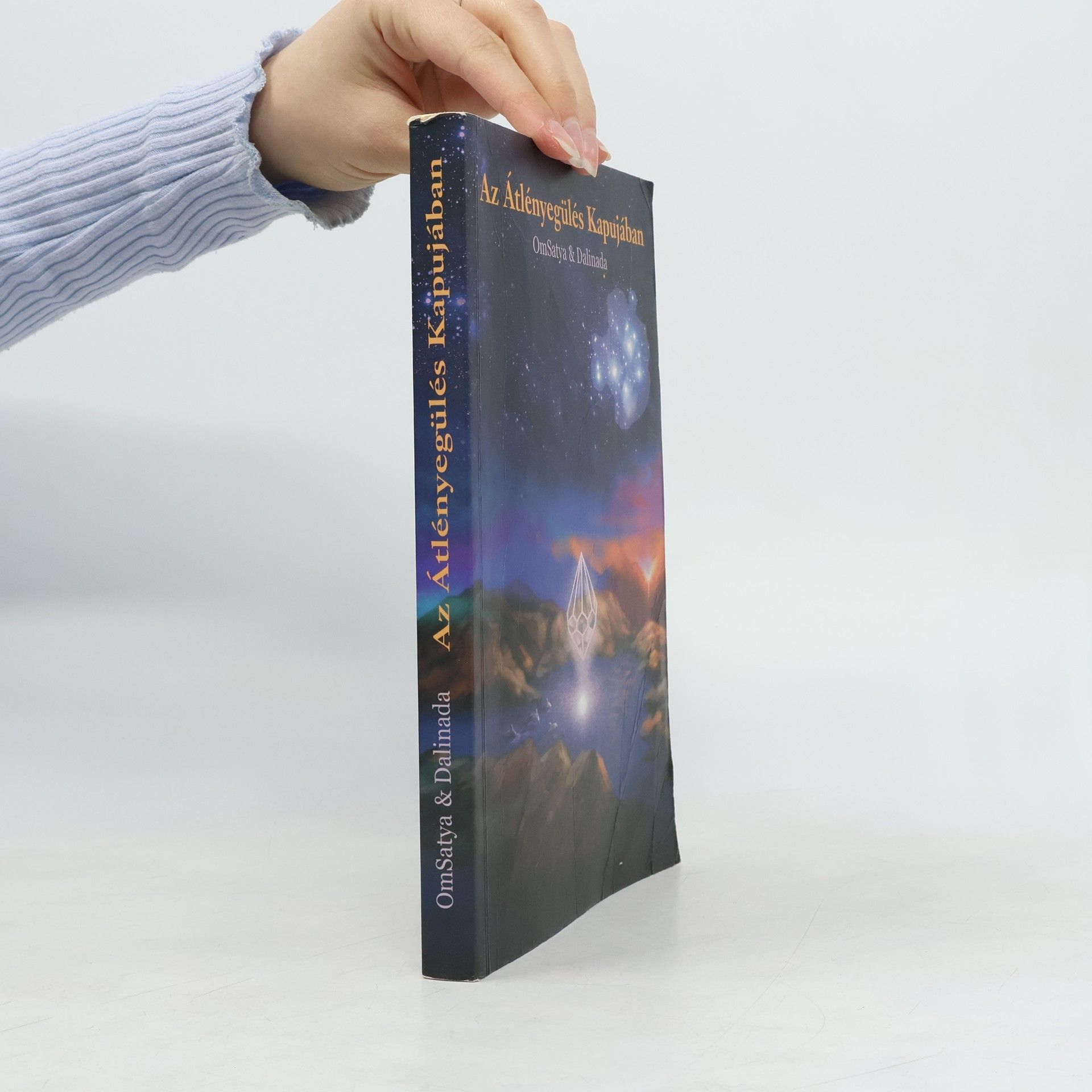 Kolektív autorov Az Atlényegülés Kapujában