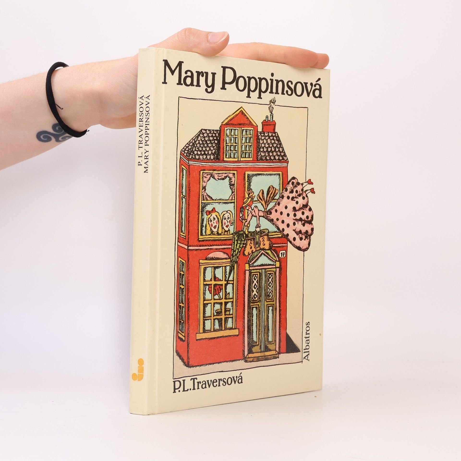P. L. Travers Mary Poppinsová