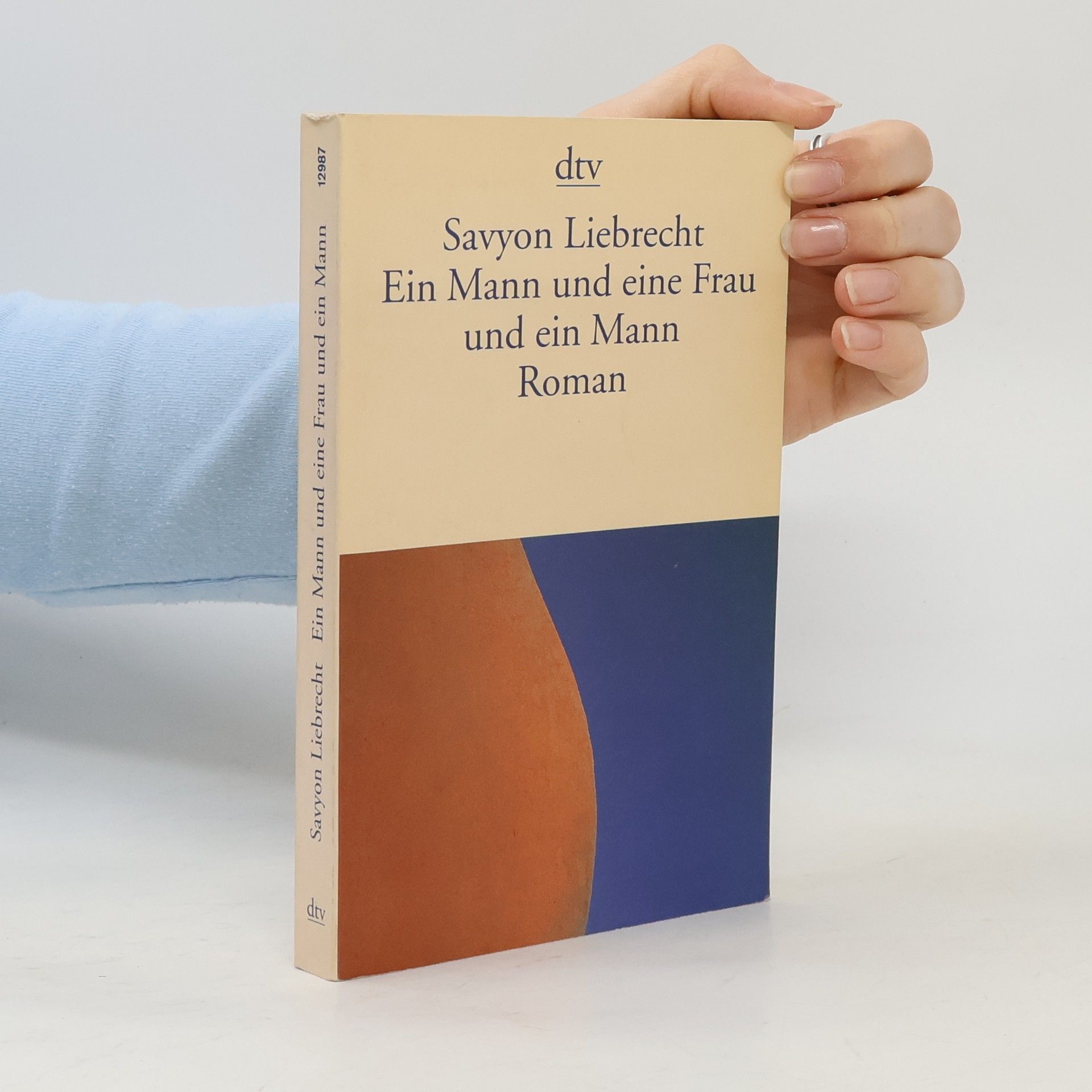 Ein Mann und eine Frau und ein Mann