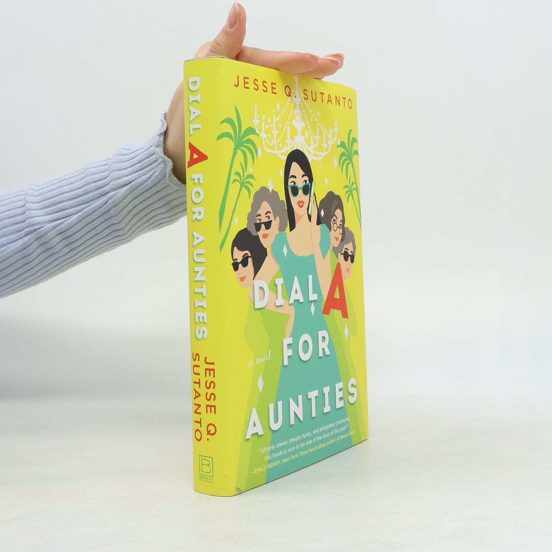 Jesse Q. Sutanto Dial A for Aunties