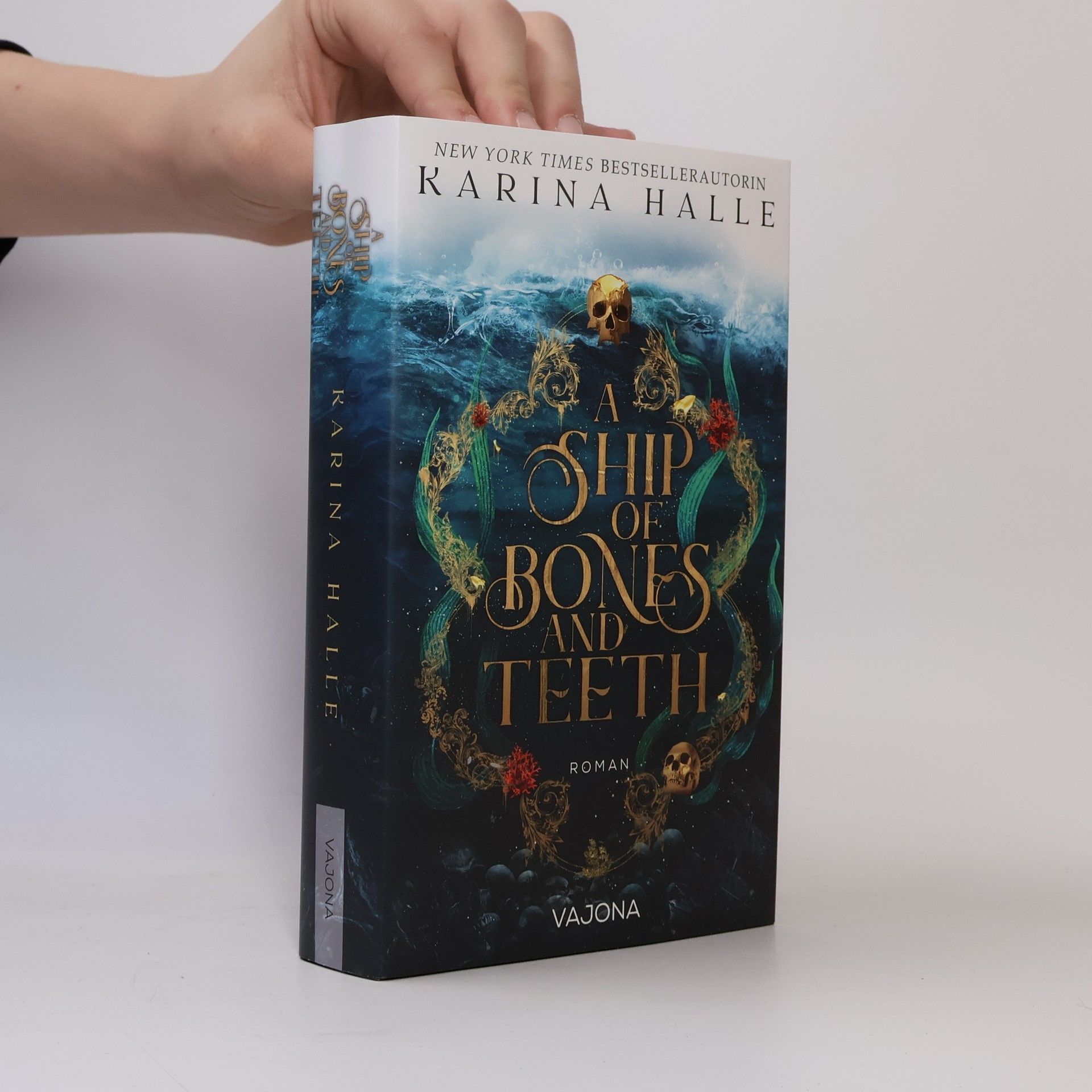 Karina Halle A Ship Of Bones And Teeth