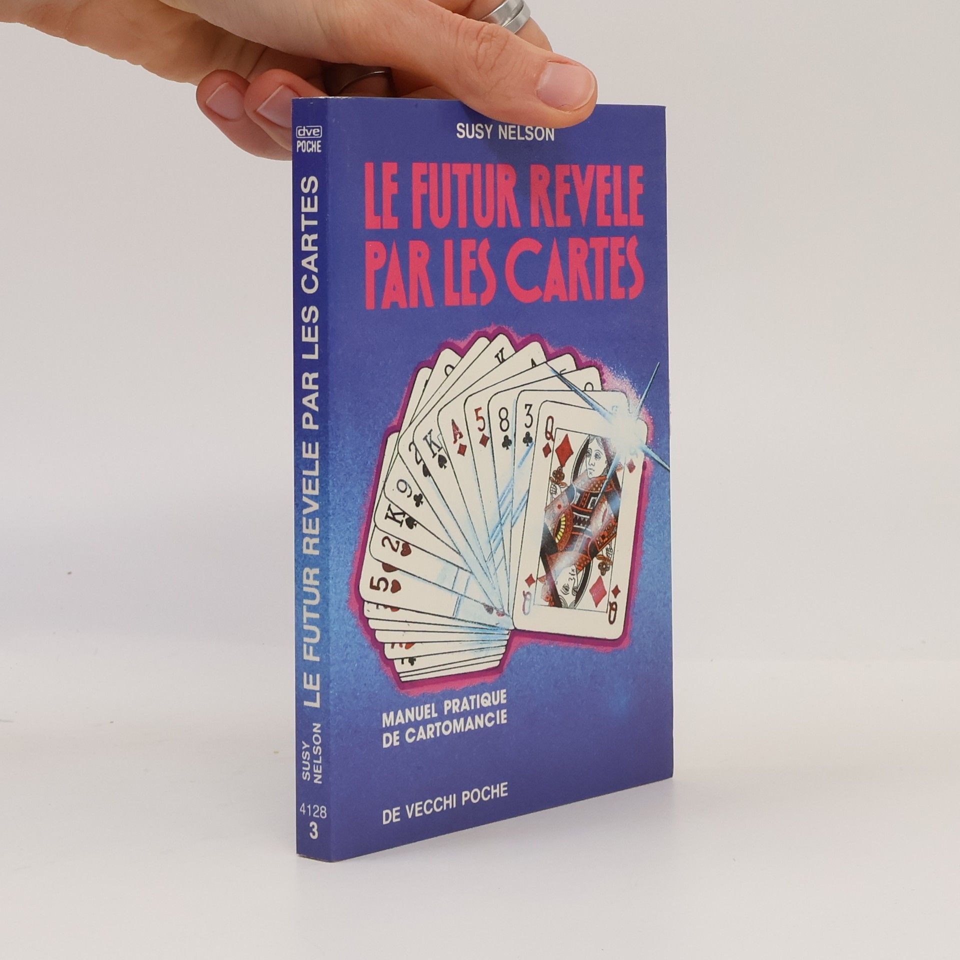 Susy Nelson Le futur révélé par les cartes