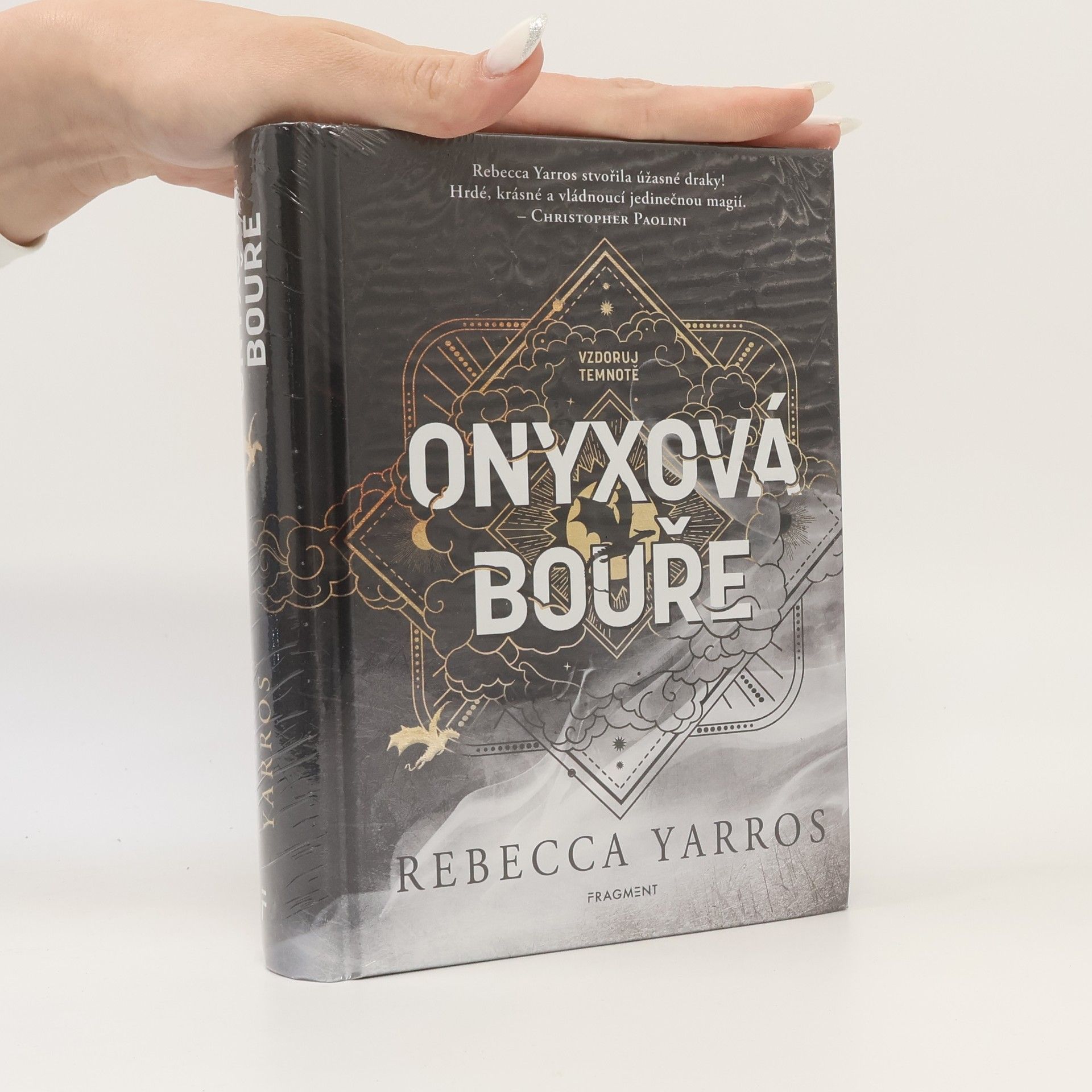 Rebecca Yarros Onyxová bouře