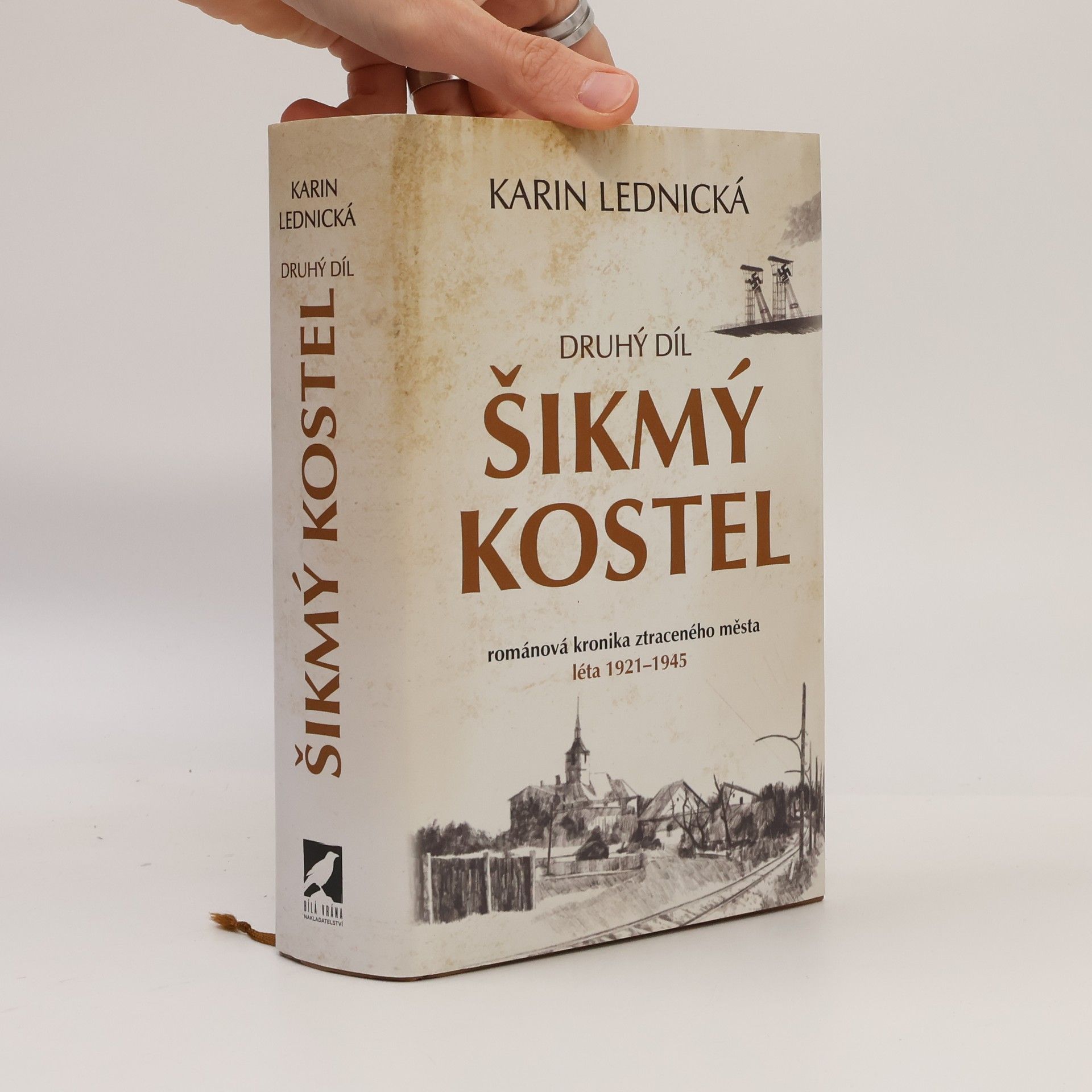 Karin Lednická Šikmý kostel 2