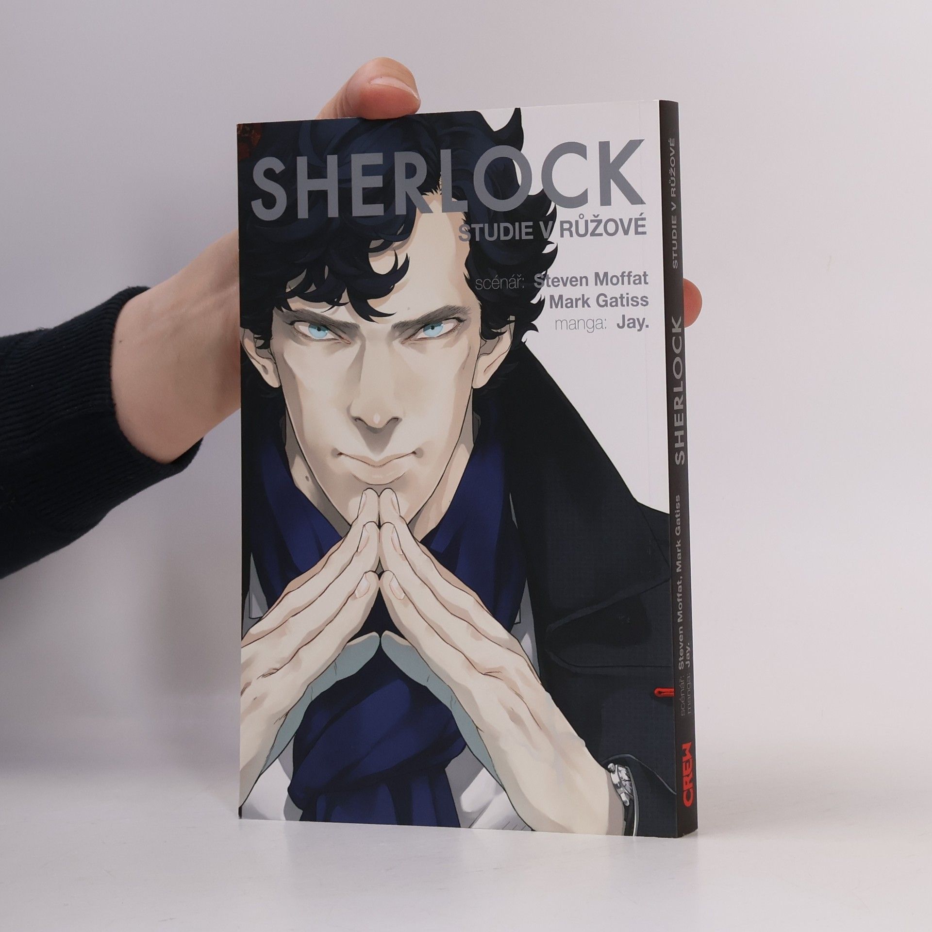 Mark Gatiss Sherlock. Studie v růžové