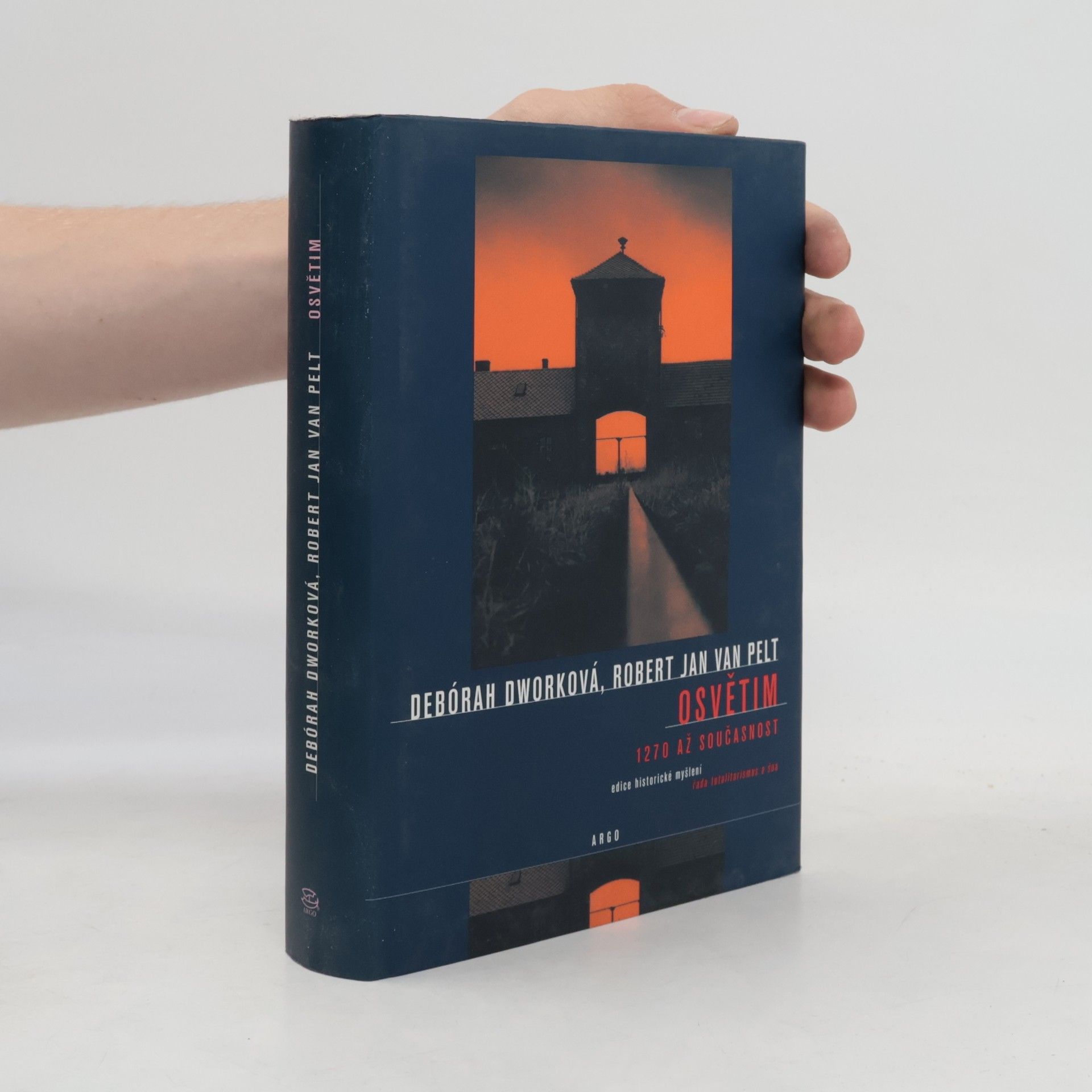 Autorenkollektiv Osvětim. 1270 až současnost