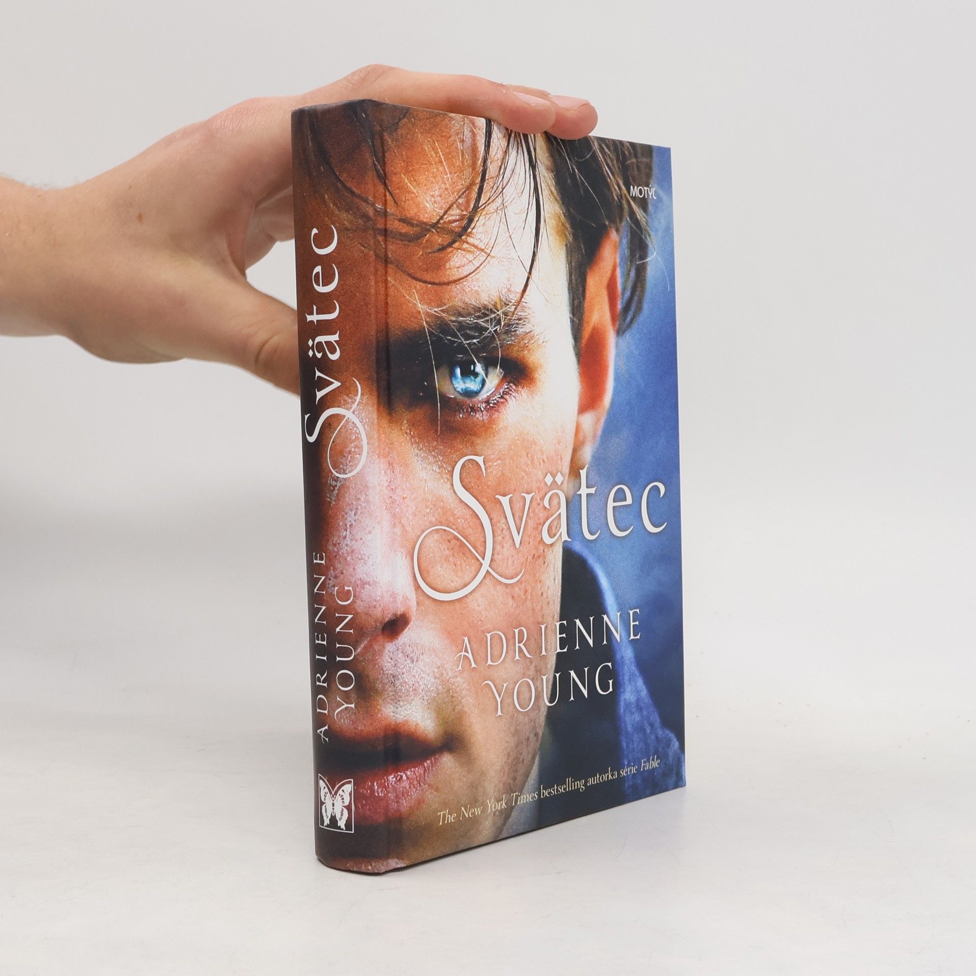 Adrienne Young Svätec