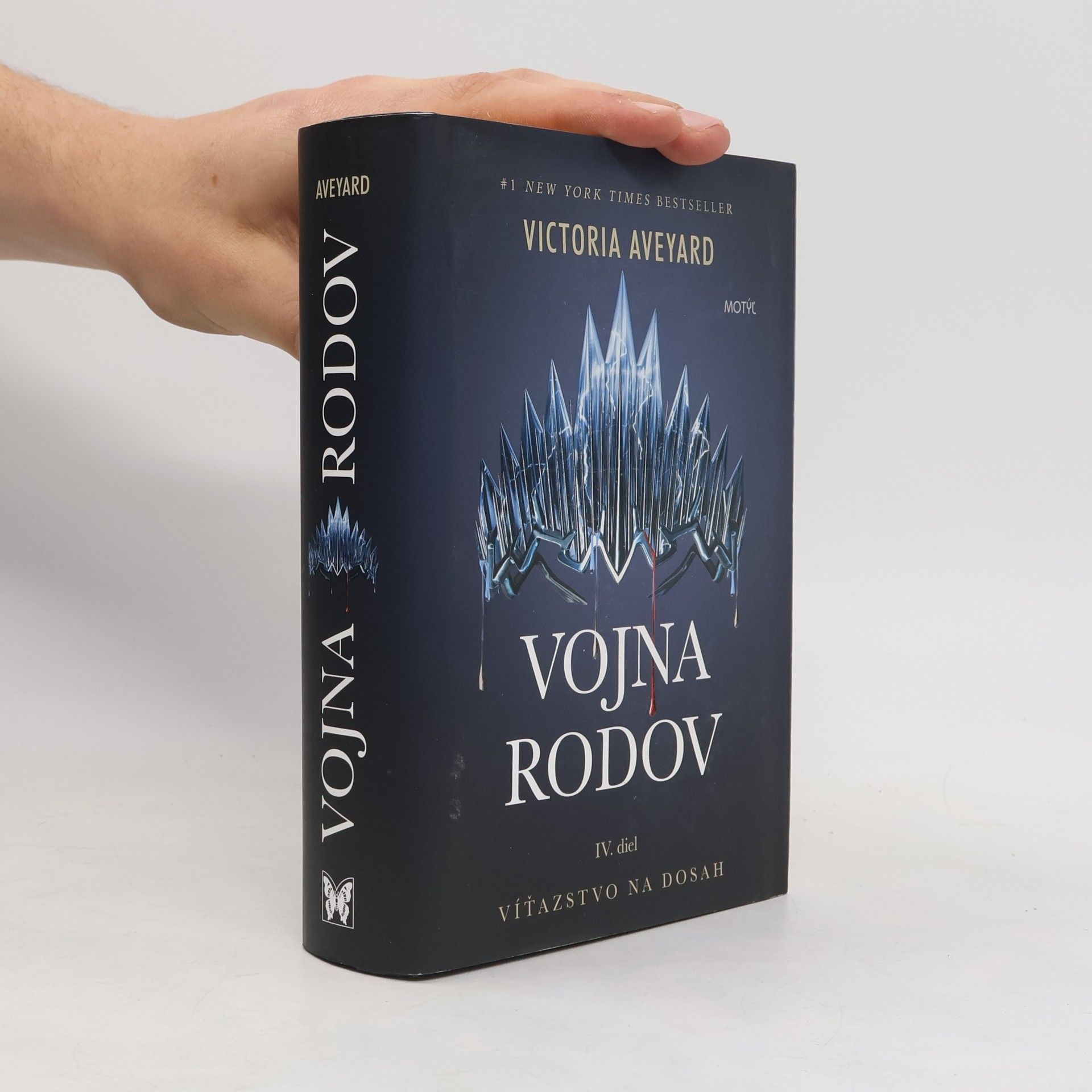 Victoria Aveyard Vojna rodov