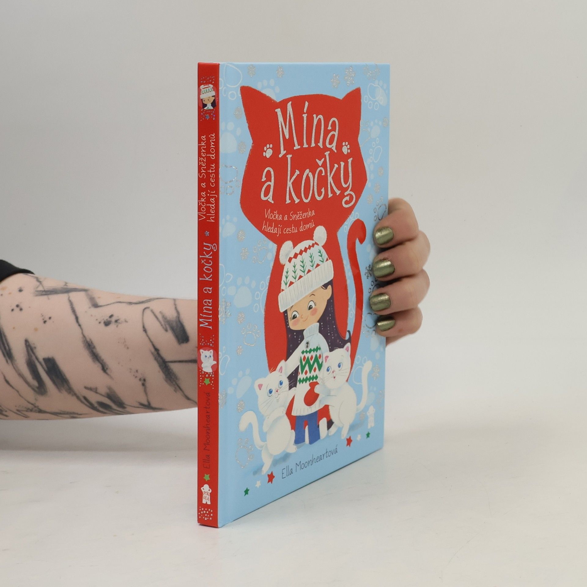 Vločka a Sněženka hledají cestu domů