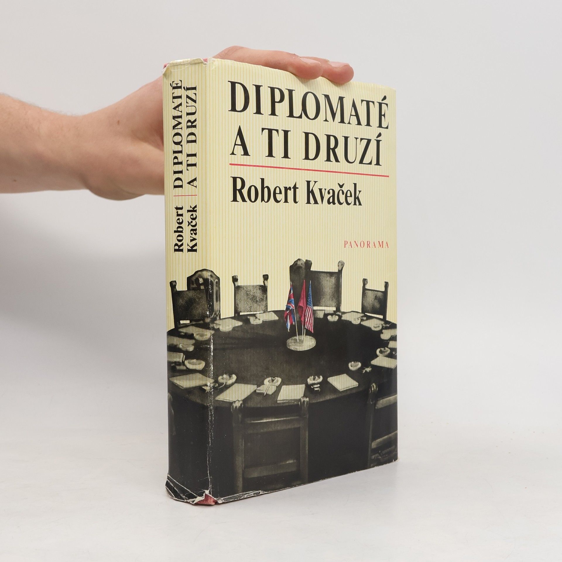 Robert Kvaček Diplomaté a ti druzí