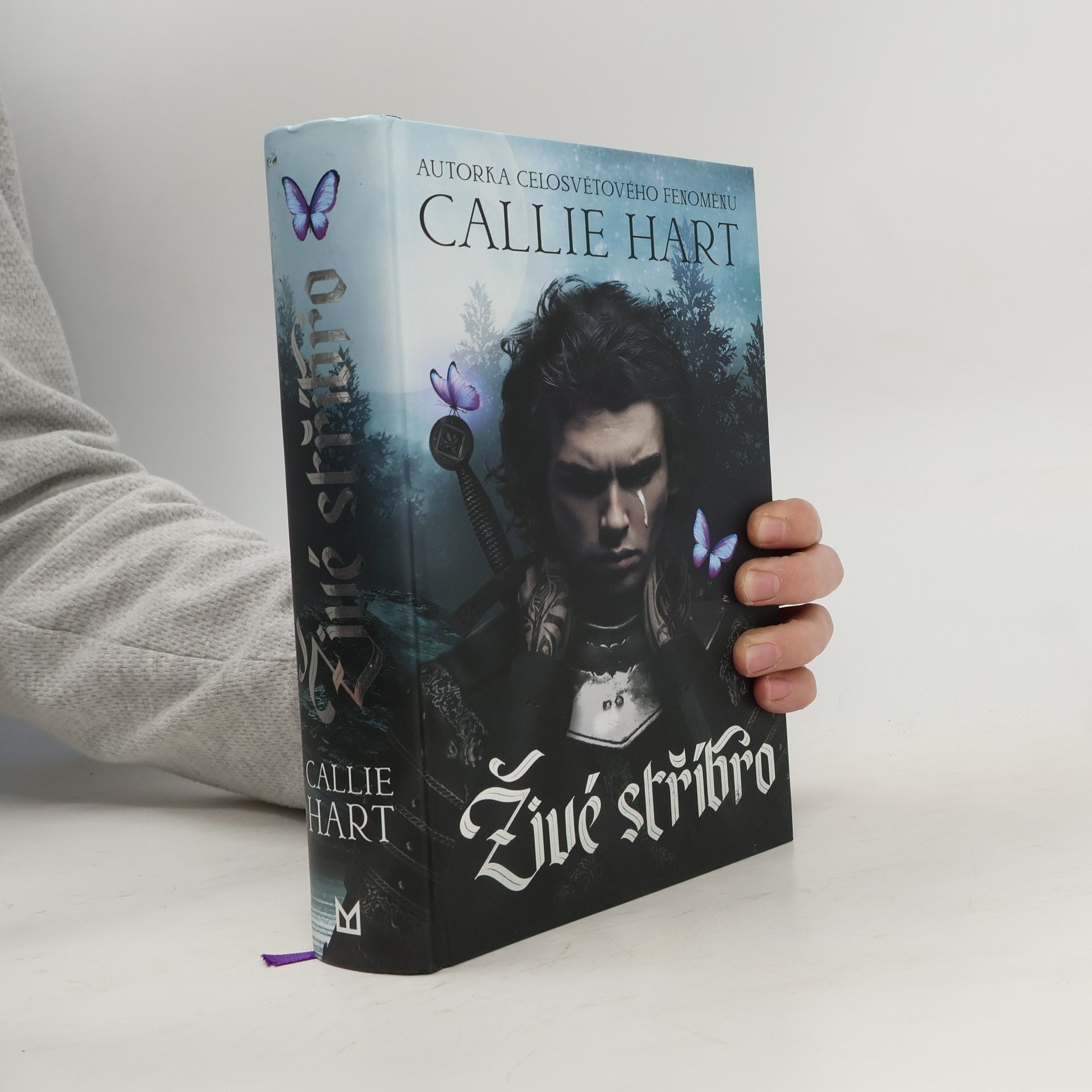 Callie Hart Živé stříbro