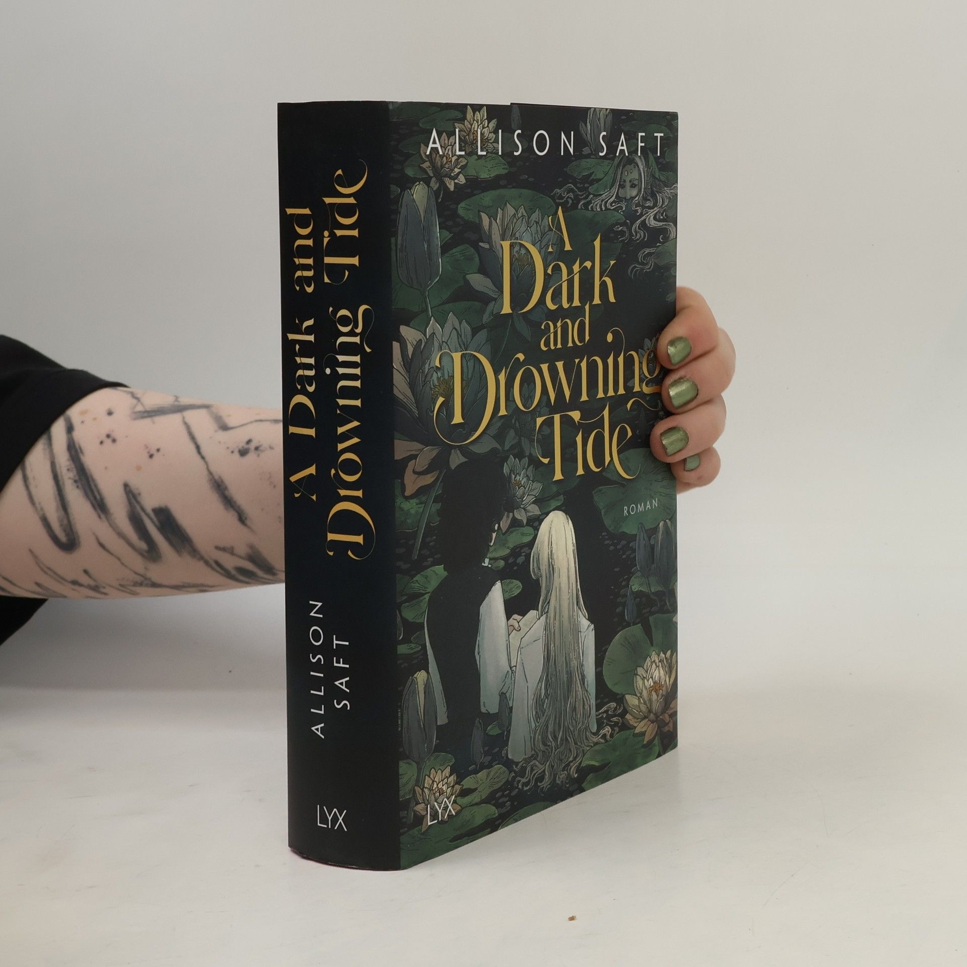 Allison Saft A Dark and Drowning Tide