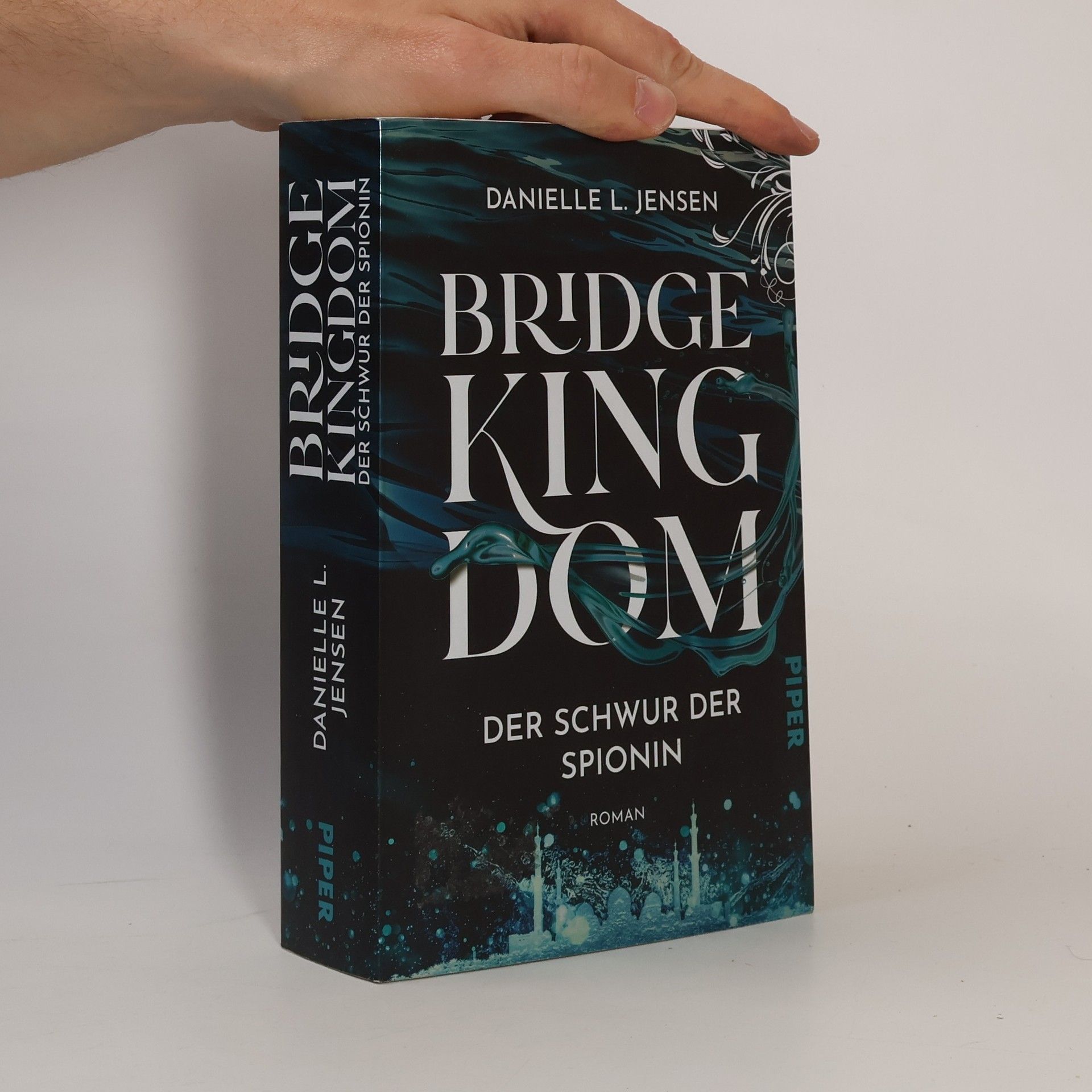 Danielle L. Jensen Bridge Kingdom – Der Schwur der Spionin
