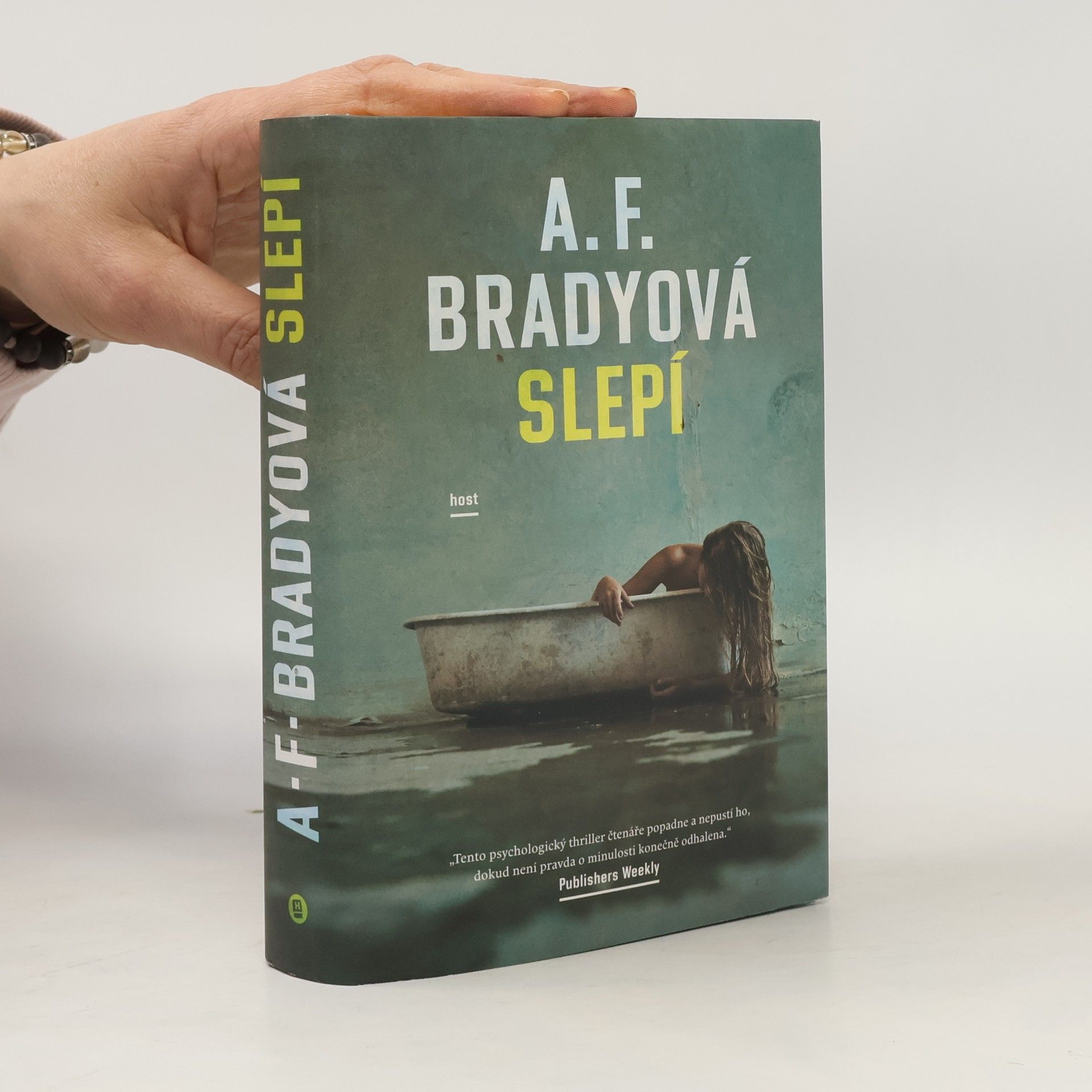 A. F. Brady Slepí