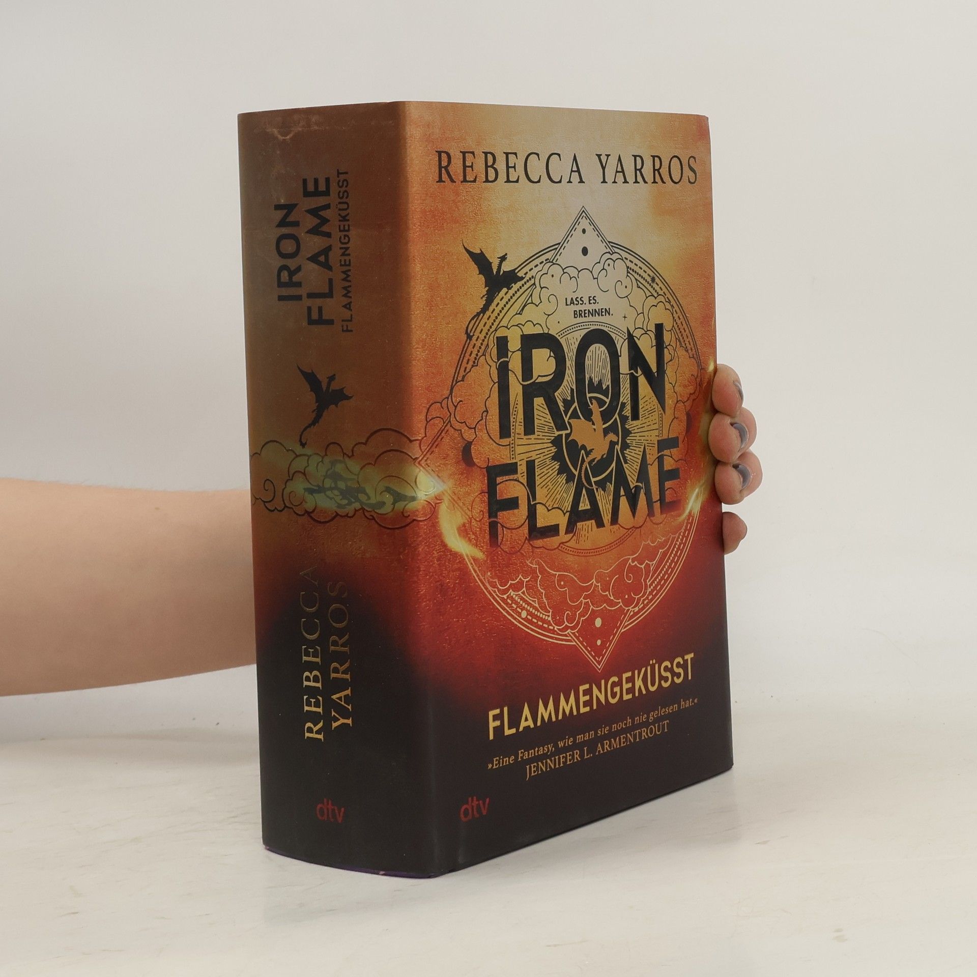 Rebecca Yarros Iron Flame