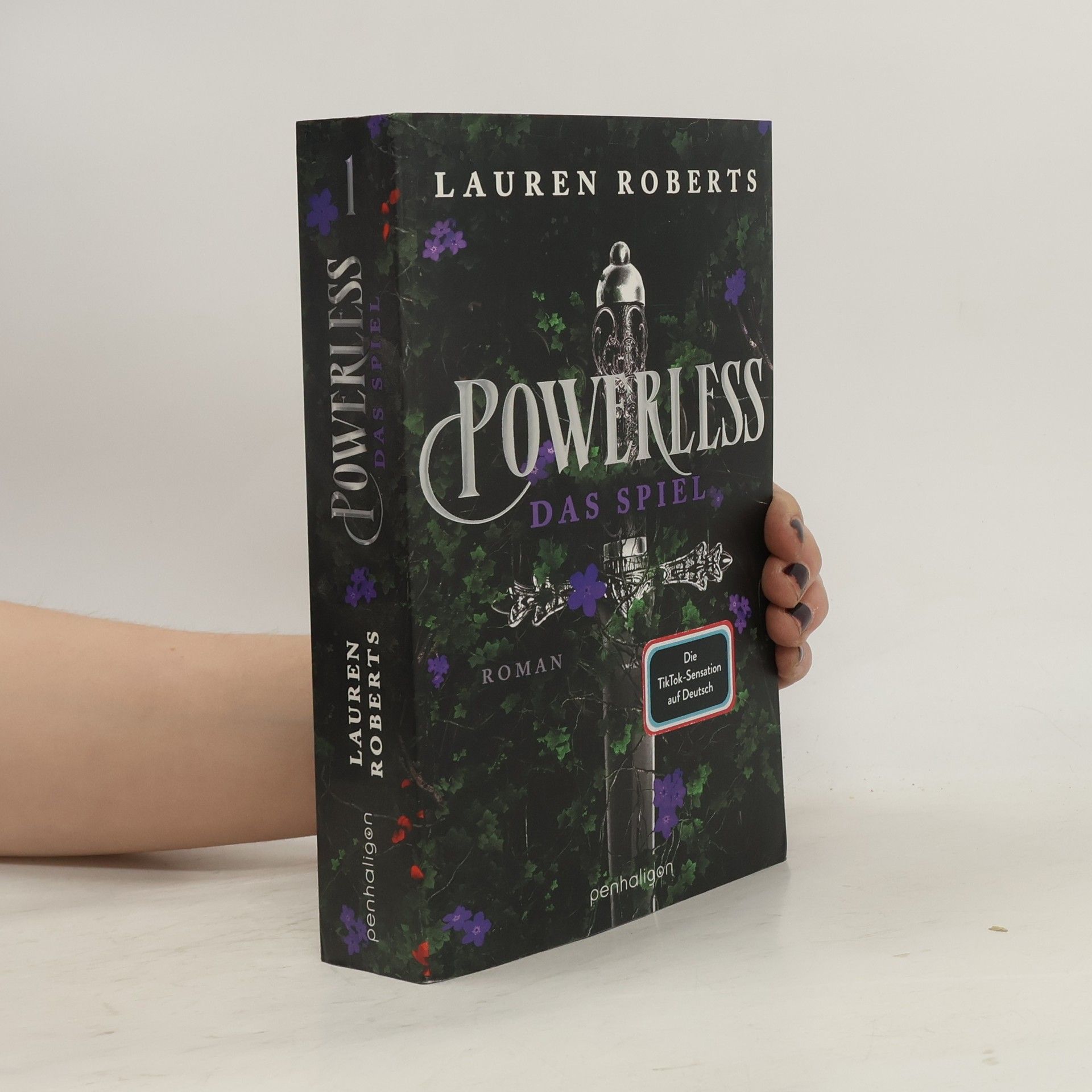 Lauren Roberts Powerless: Das Spiel