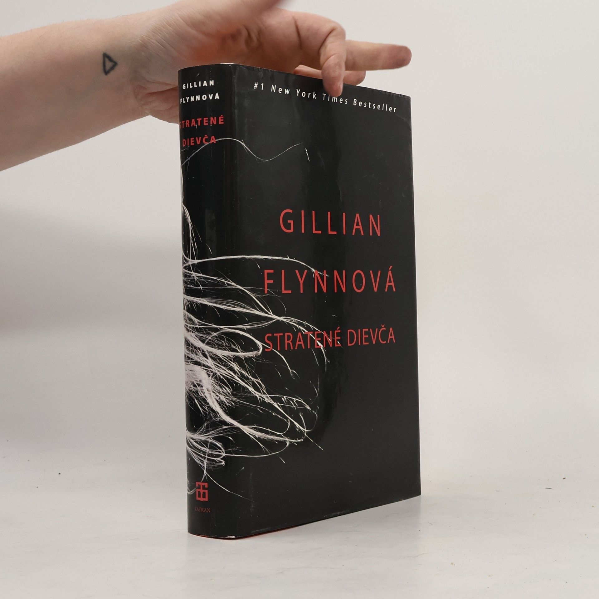 Gillian Flynn Stratené dievča