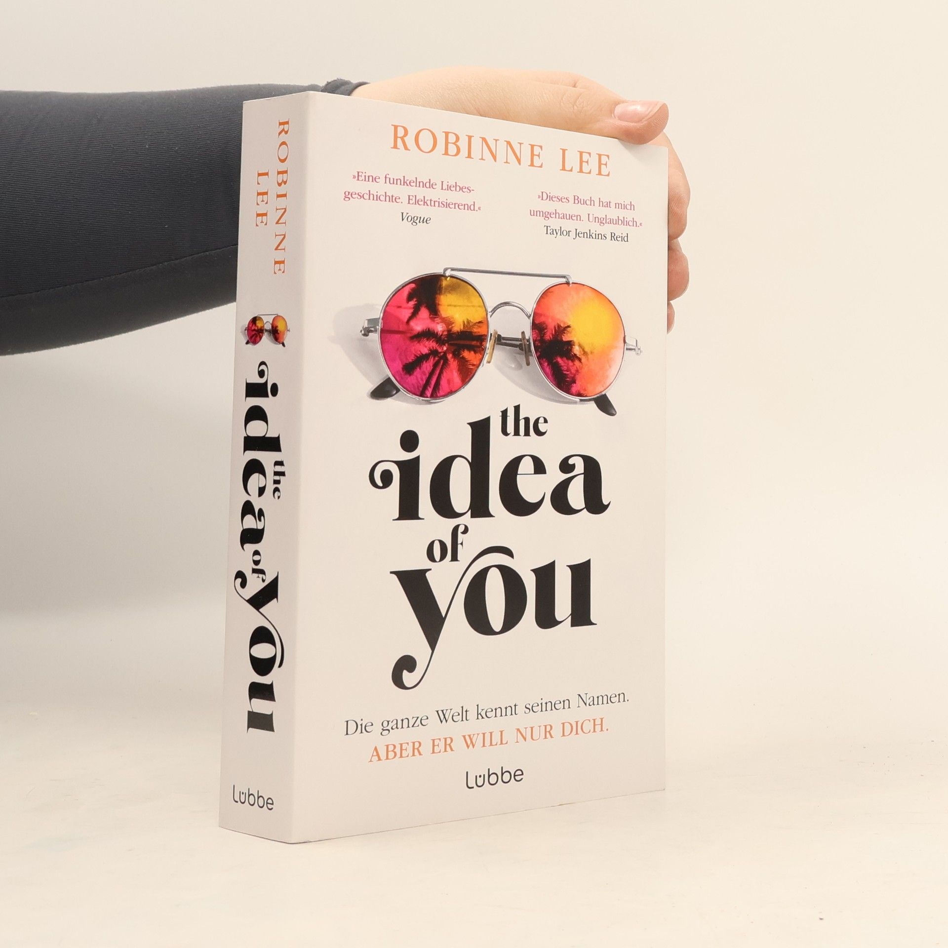 Robinne Lee The Idea of You