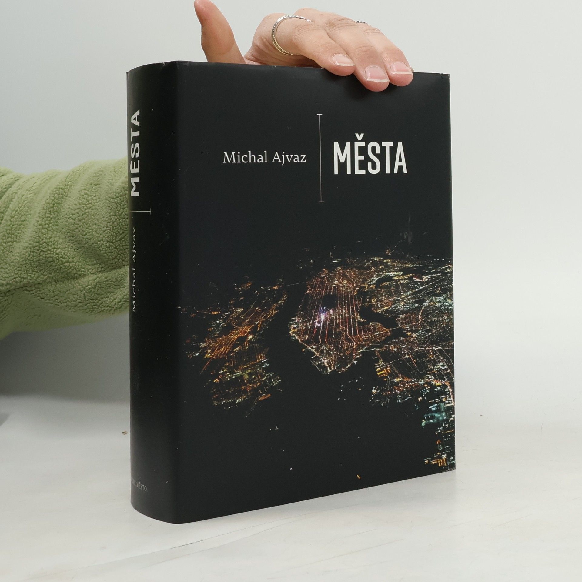 Michal Ajvaz Města