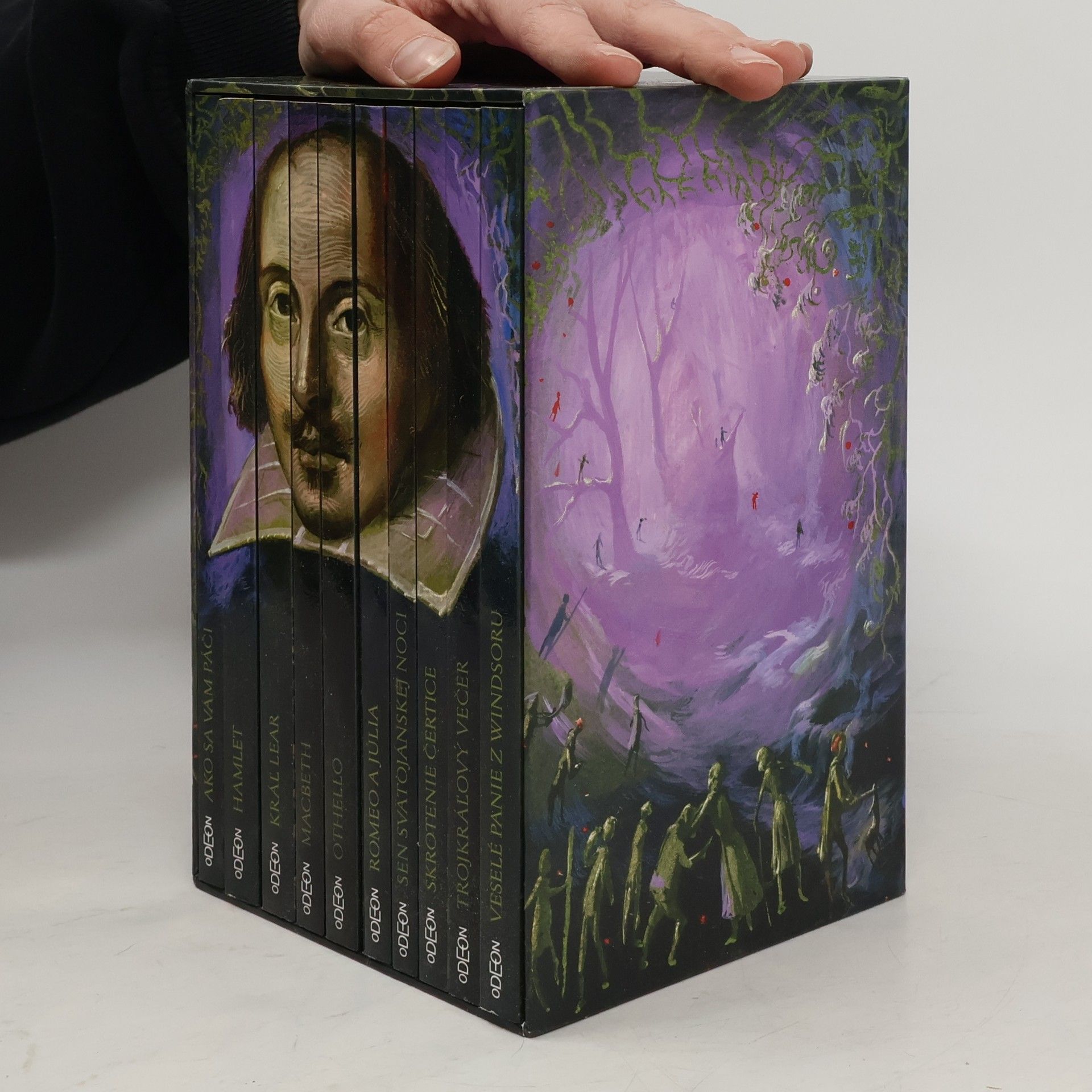 William Shakespeare William Shakespeare. Box
