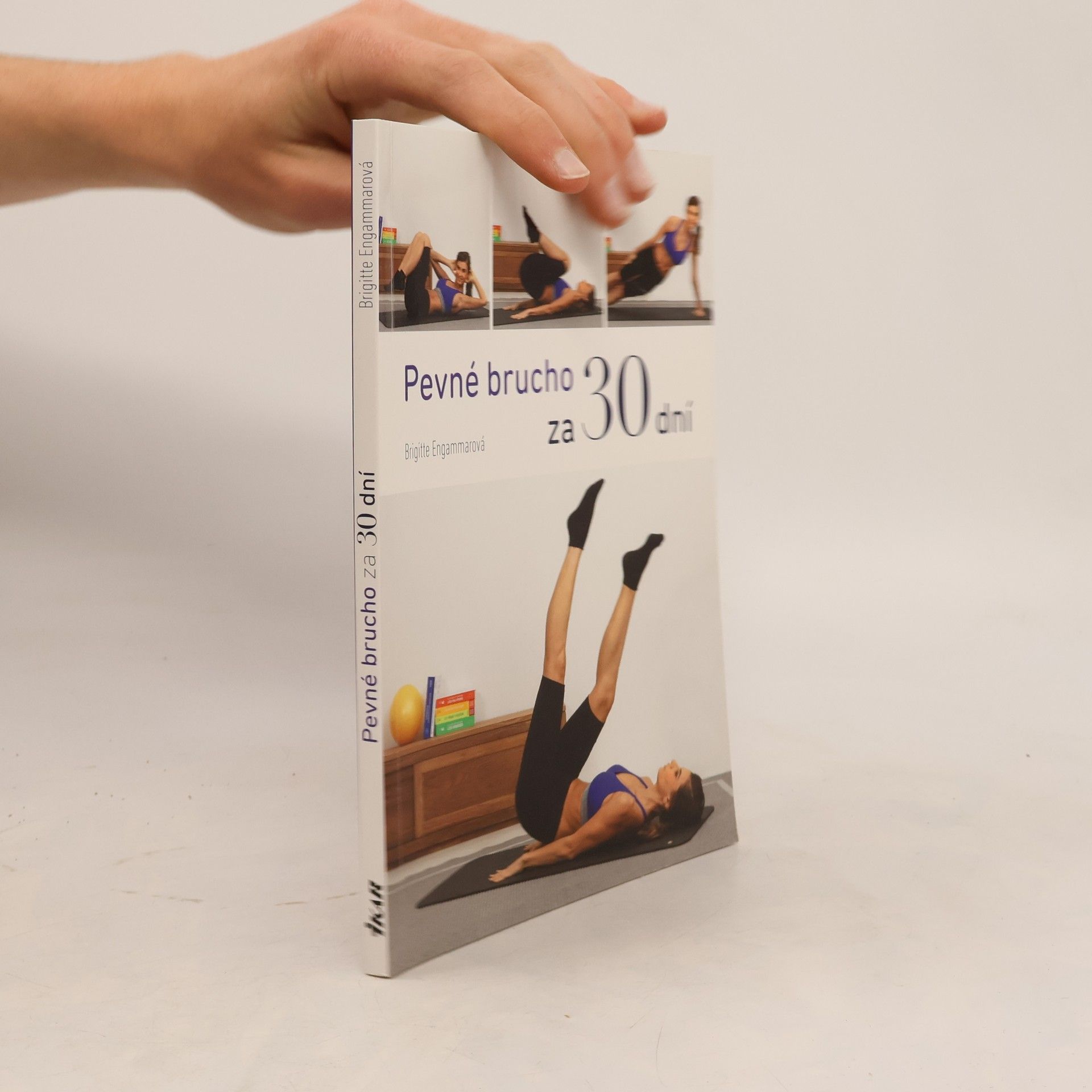 Brigitte Engammare Pevné brucho za 30 dní