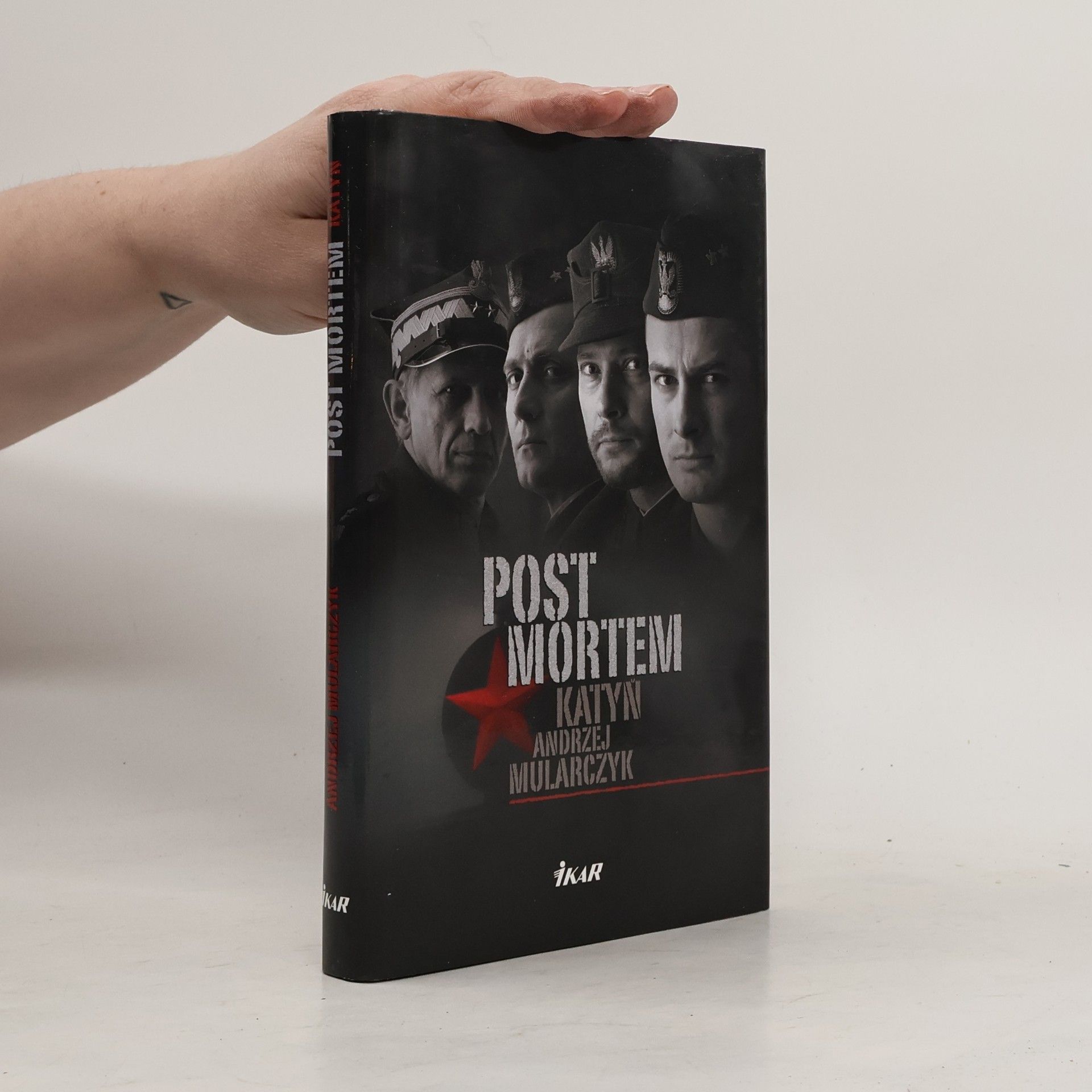 Andrzej Mularczyk Post mortem - Katyň