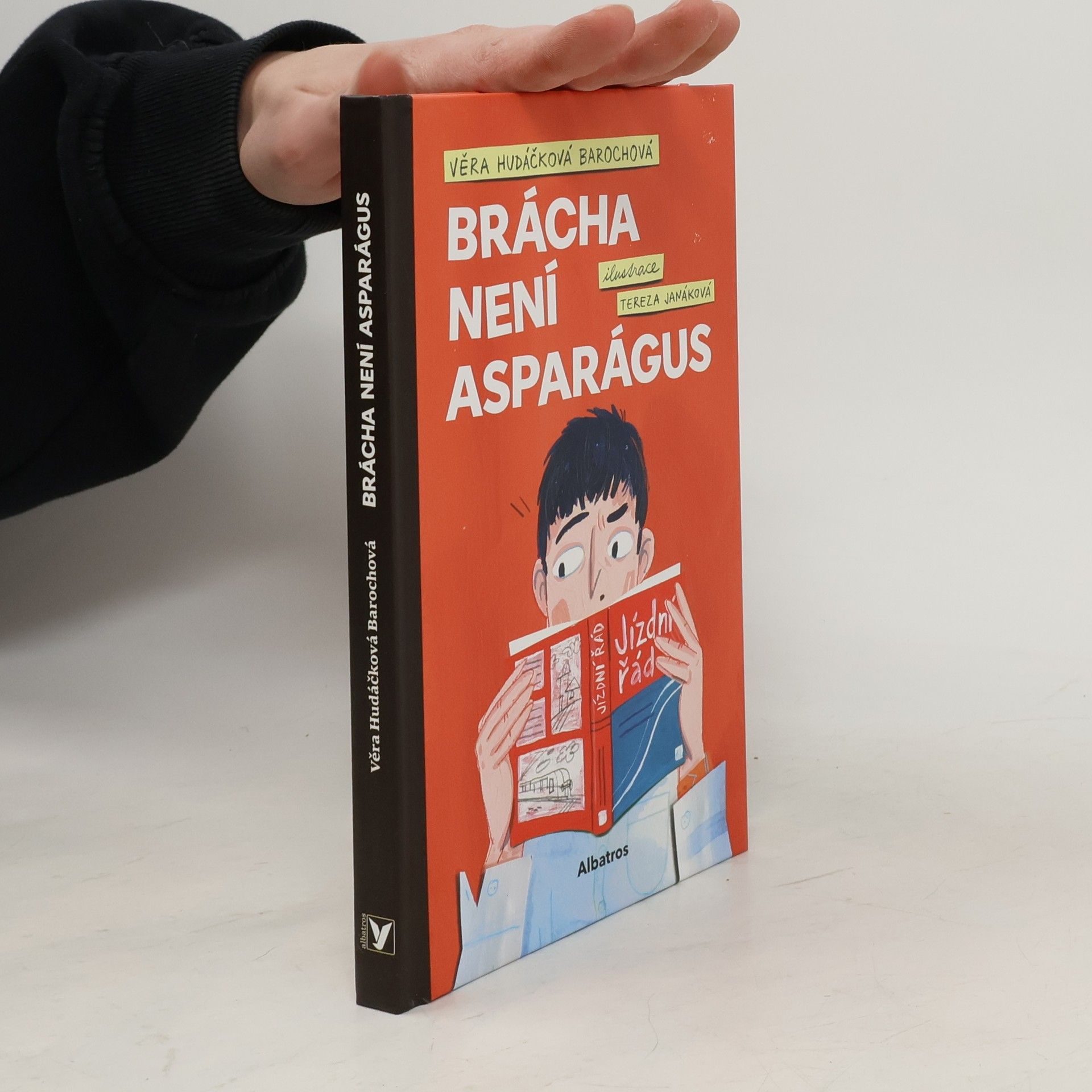 Brácha není asparágus