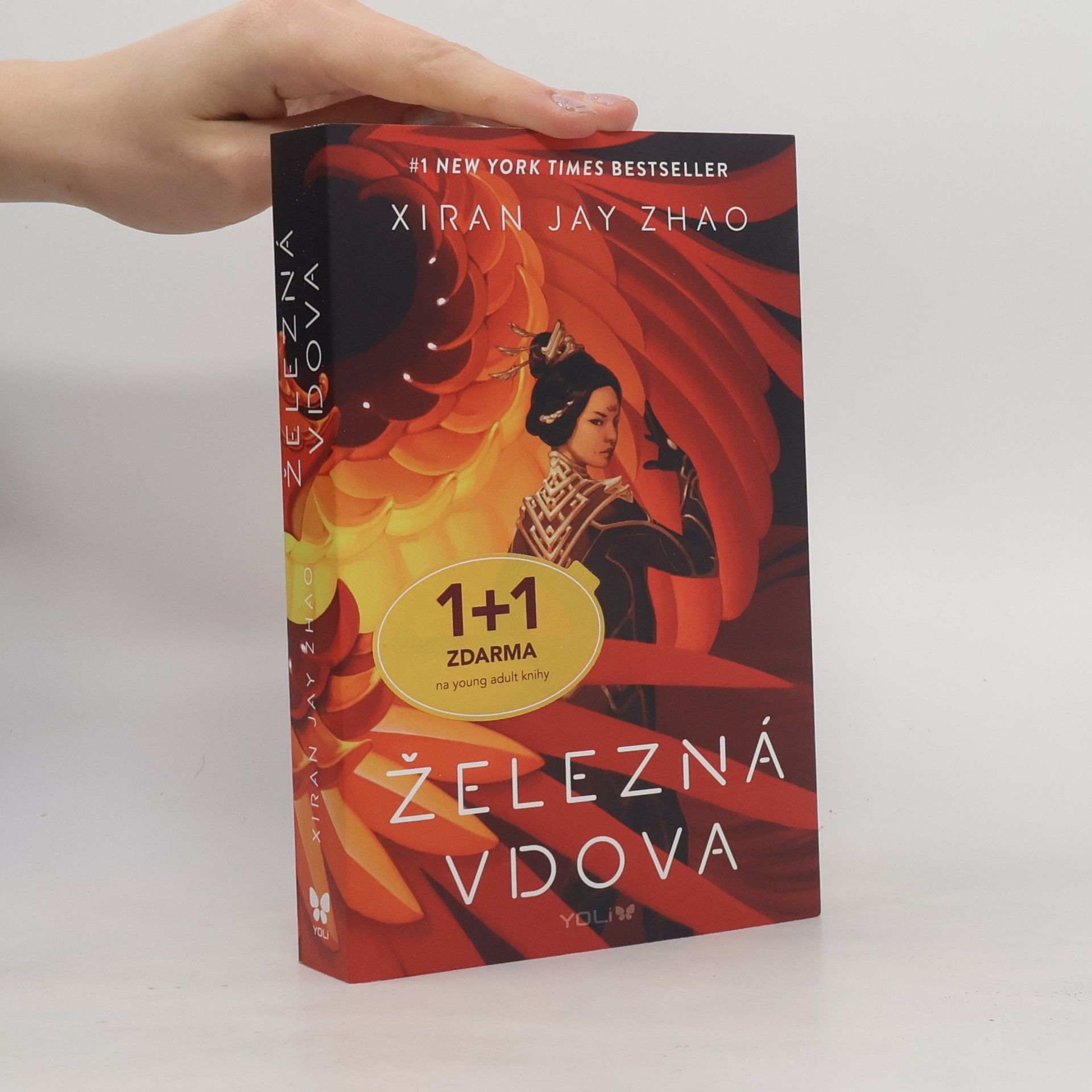 Xiran Jay Zhao Železná vdova