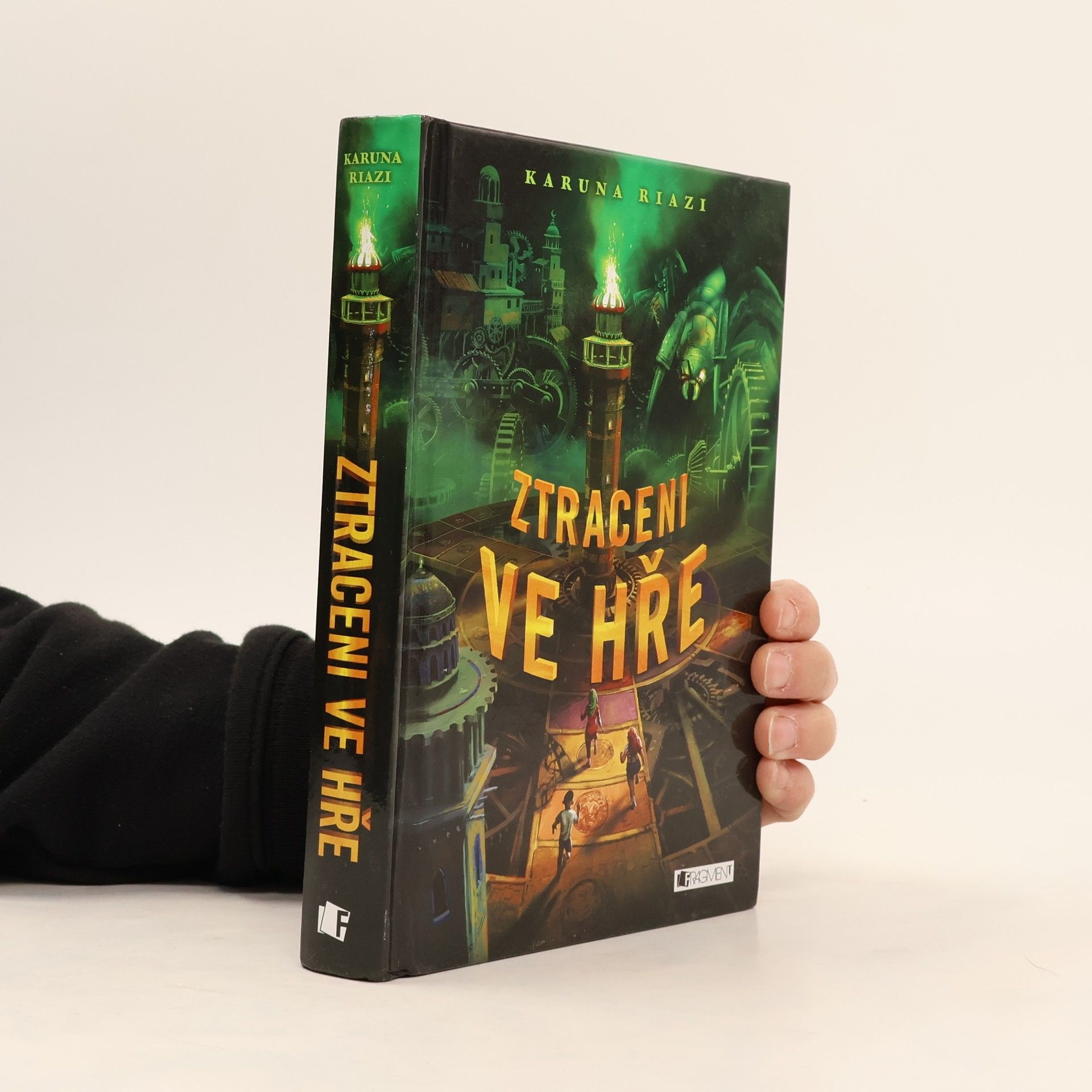 Karuna Riazi Ztraceni ve hře