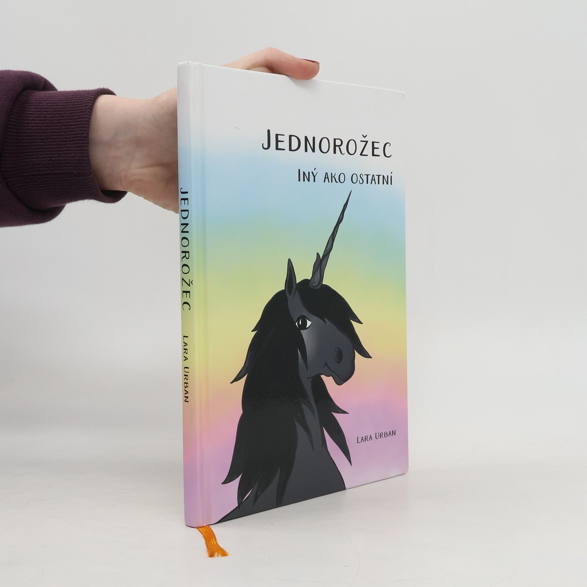 Lara Urban Jednorožec - Iný ako ostatní