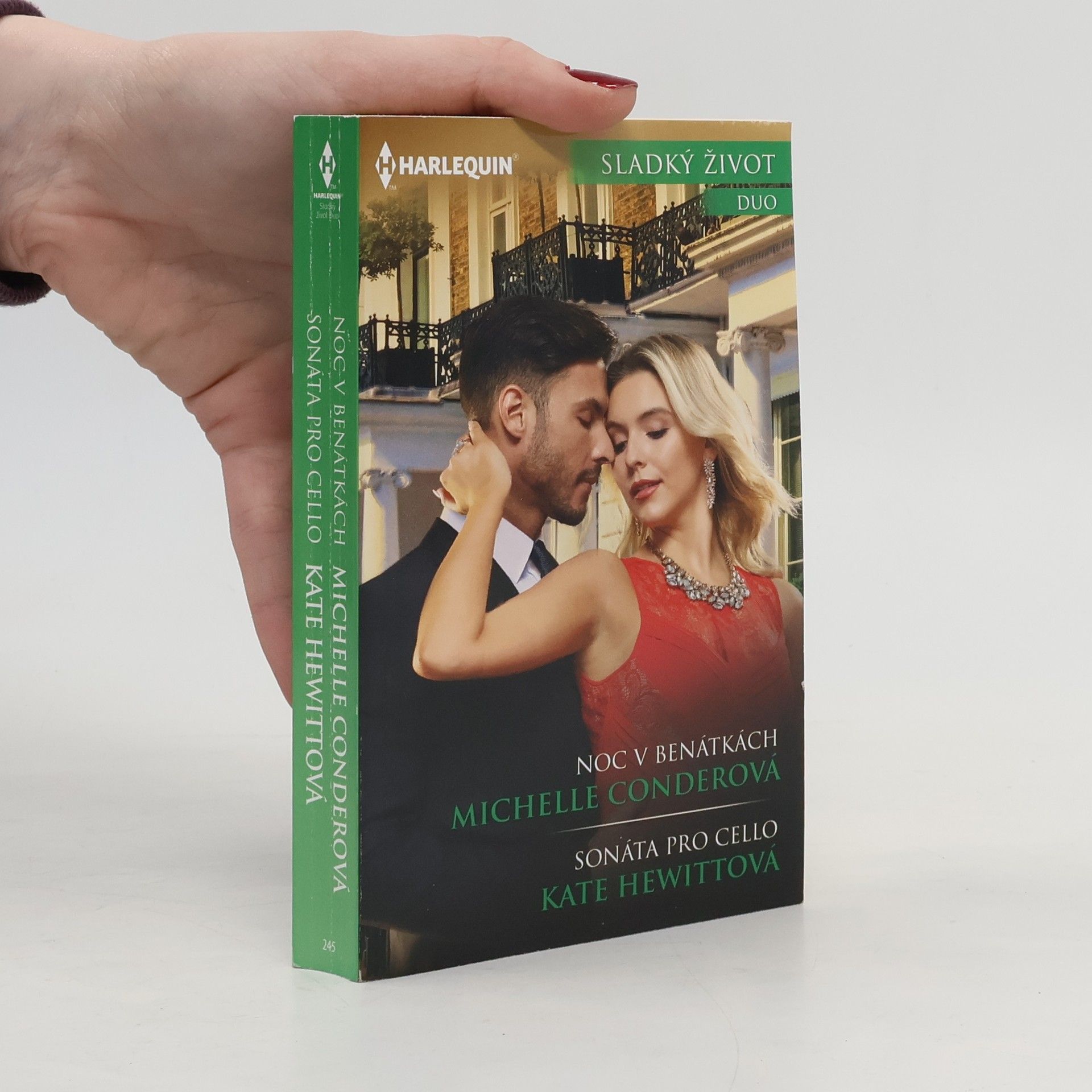 Chrám Afrodity / Na maškarním bále